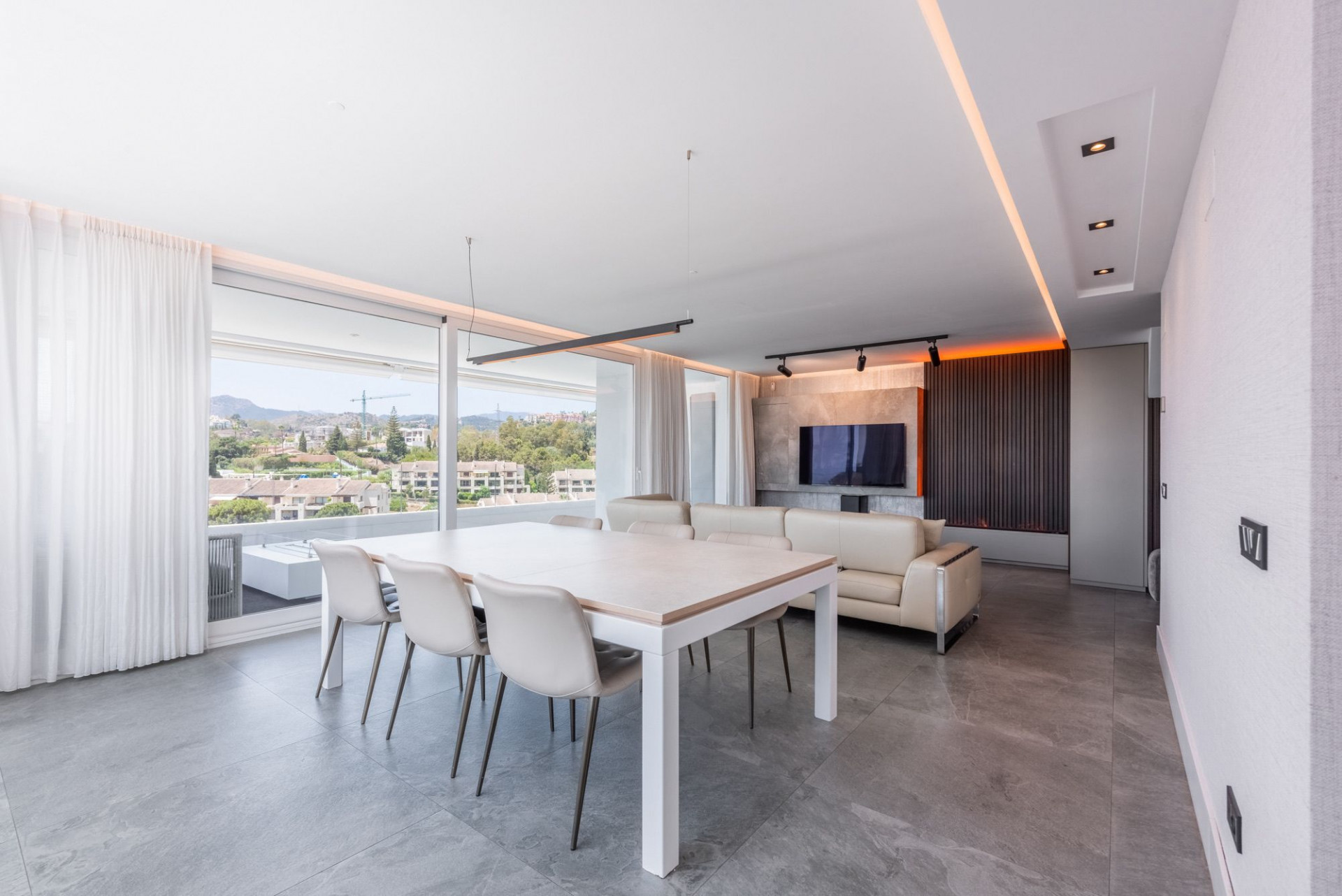 Image 2: Penthouse Duplex For sale, Benahavís, €1,495,000 [EAMs701919]