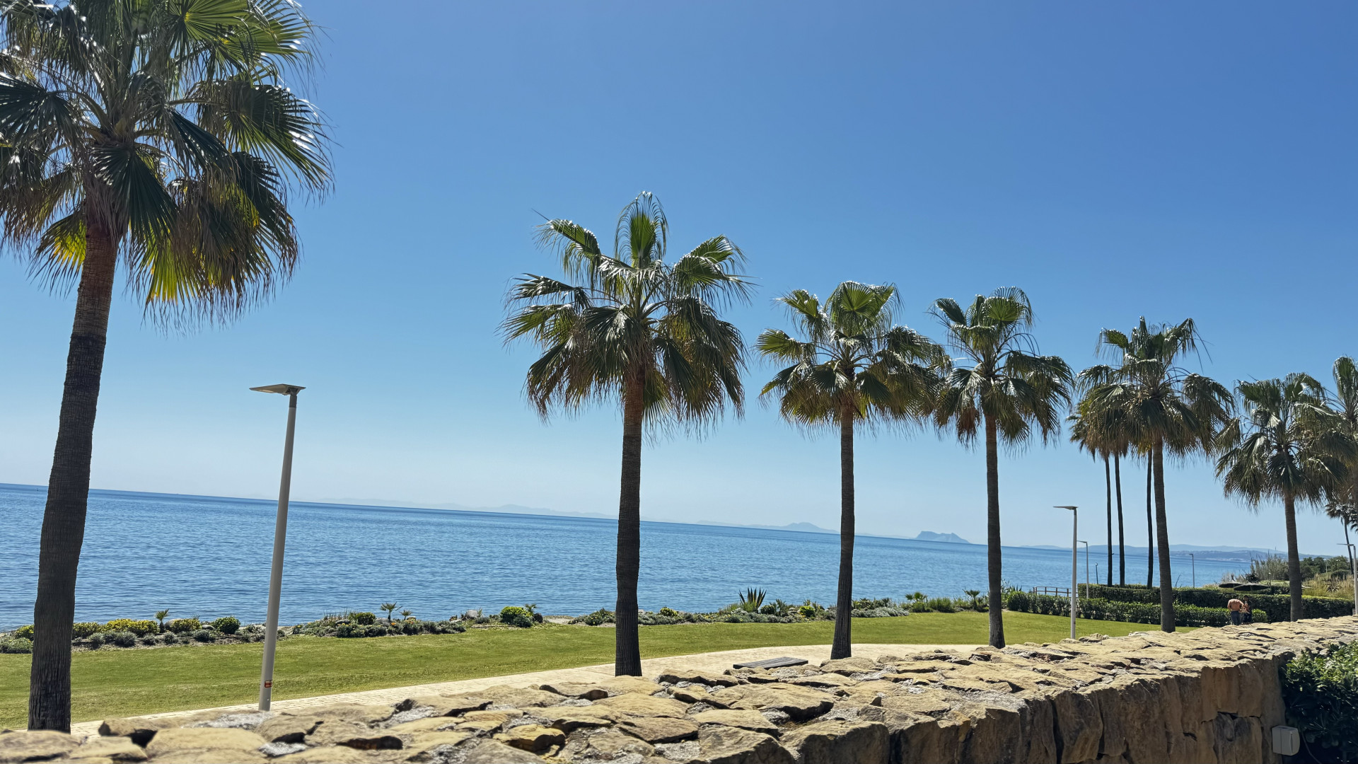 Beach front 3 bedroom Estepona