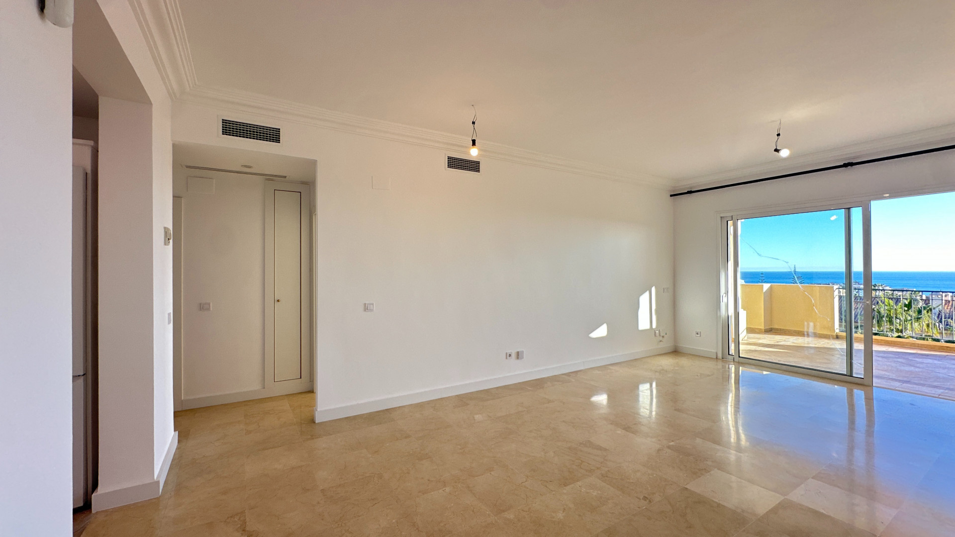 Image {index}: apartment For sale, Mijas Costa, €420,000 [HFMs681964]