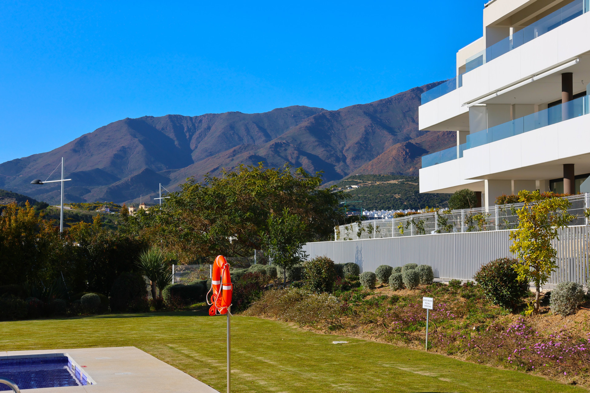 Image 33: Apartamento For sale, Estepona, €595,000 [HFMs568776]