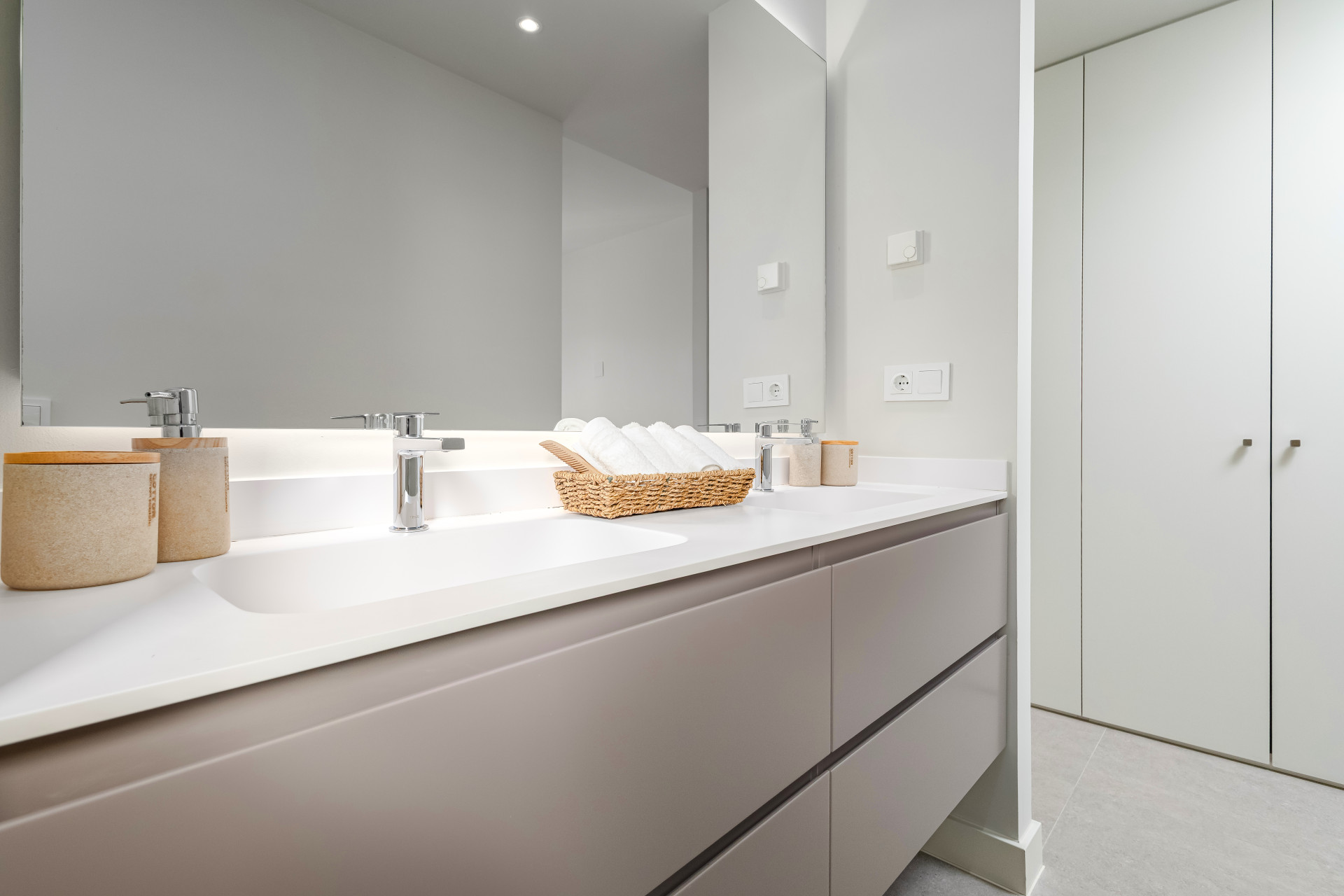 Image 22: Apartamento For sale, Estepona, €595,000 [HFMs568776]