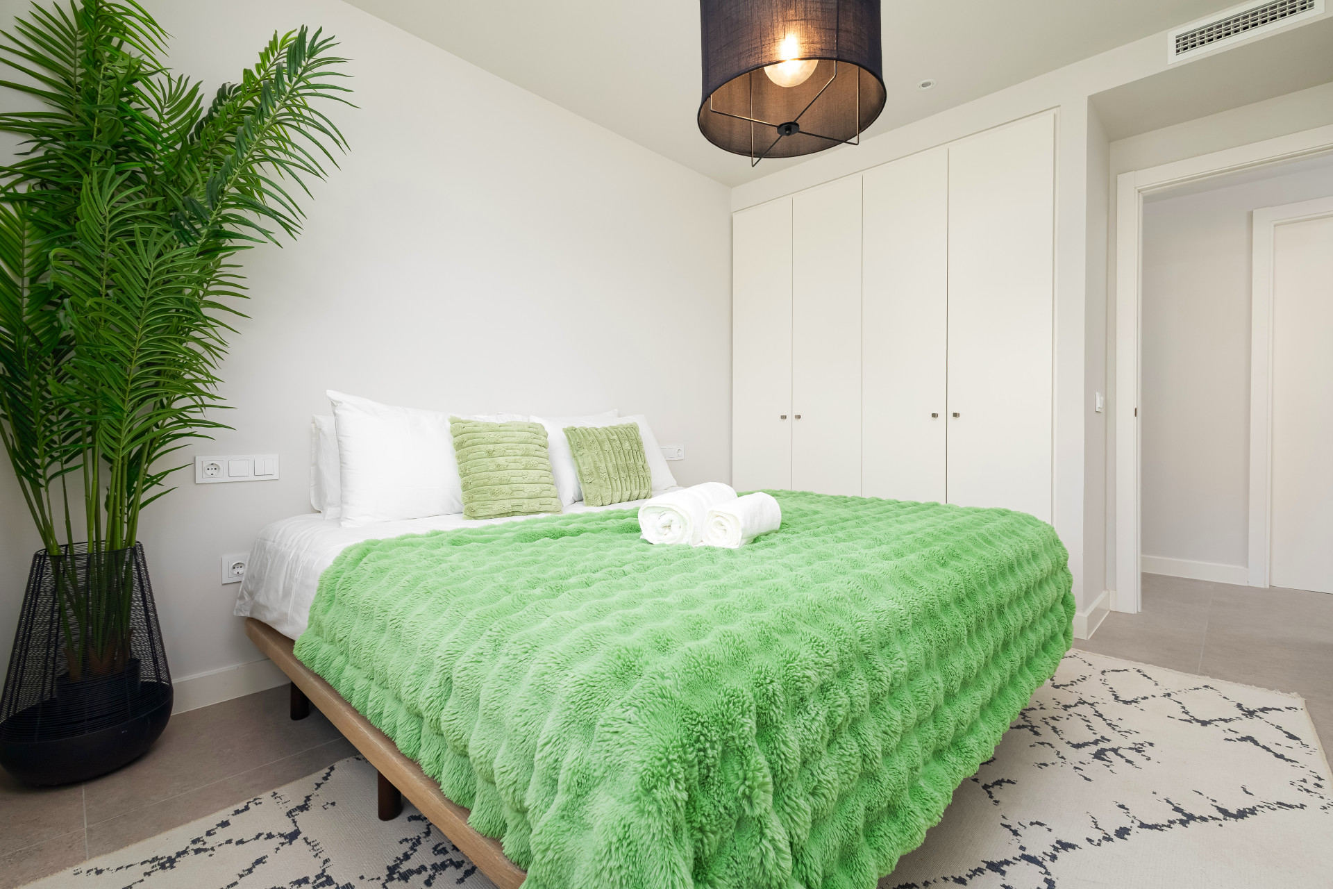 Image 25: Apartamento For sale, Estepona, €595,000 [HFMs568776]