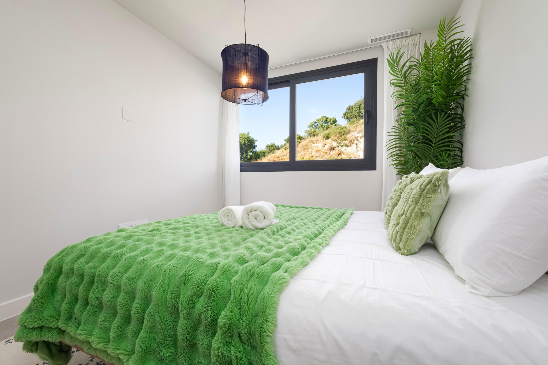 Image 24: Apartamento For sale, Estepona, €595,000 [HFMs568776]