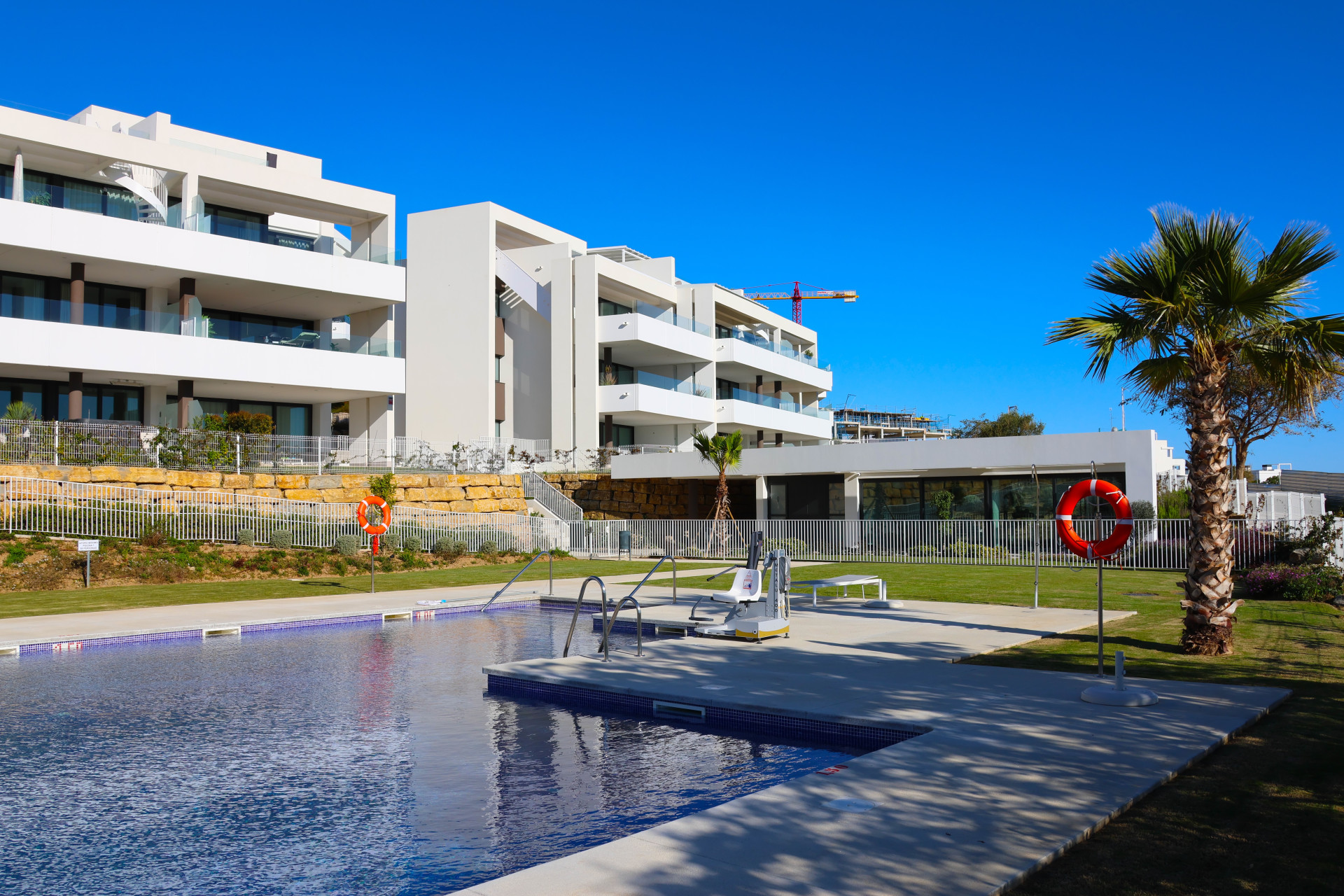 Image 36: Apartamento For sale, Estepona, €595,000 [HFMs568776]