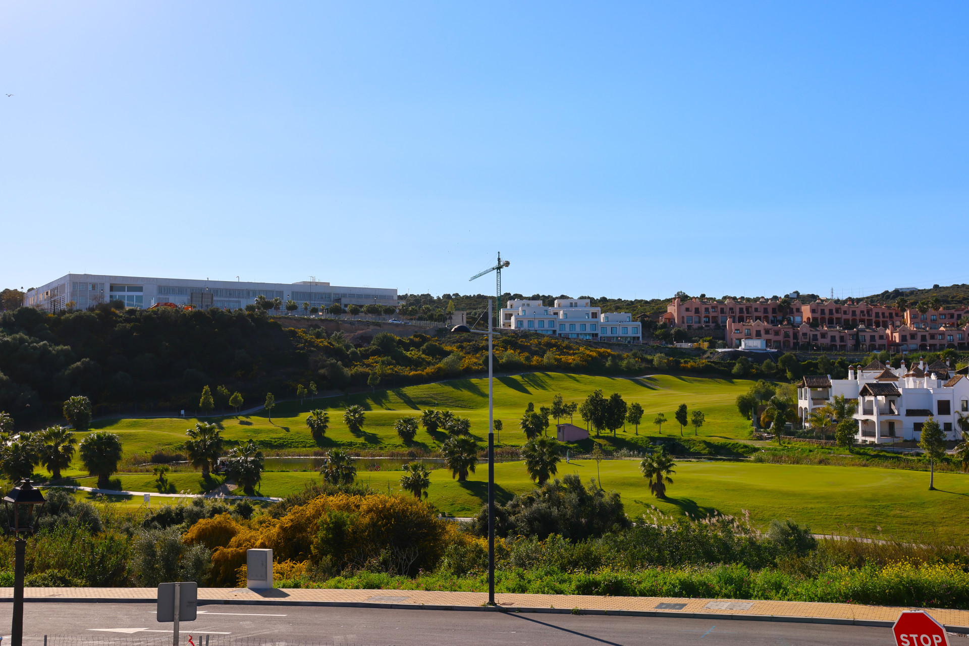 Image 32: Apartamento For sale, Estepona, €595,000 [HFMs568776]
