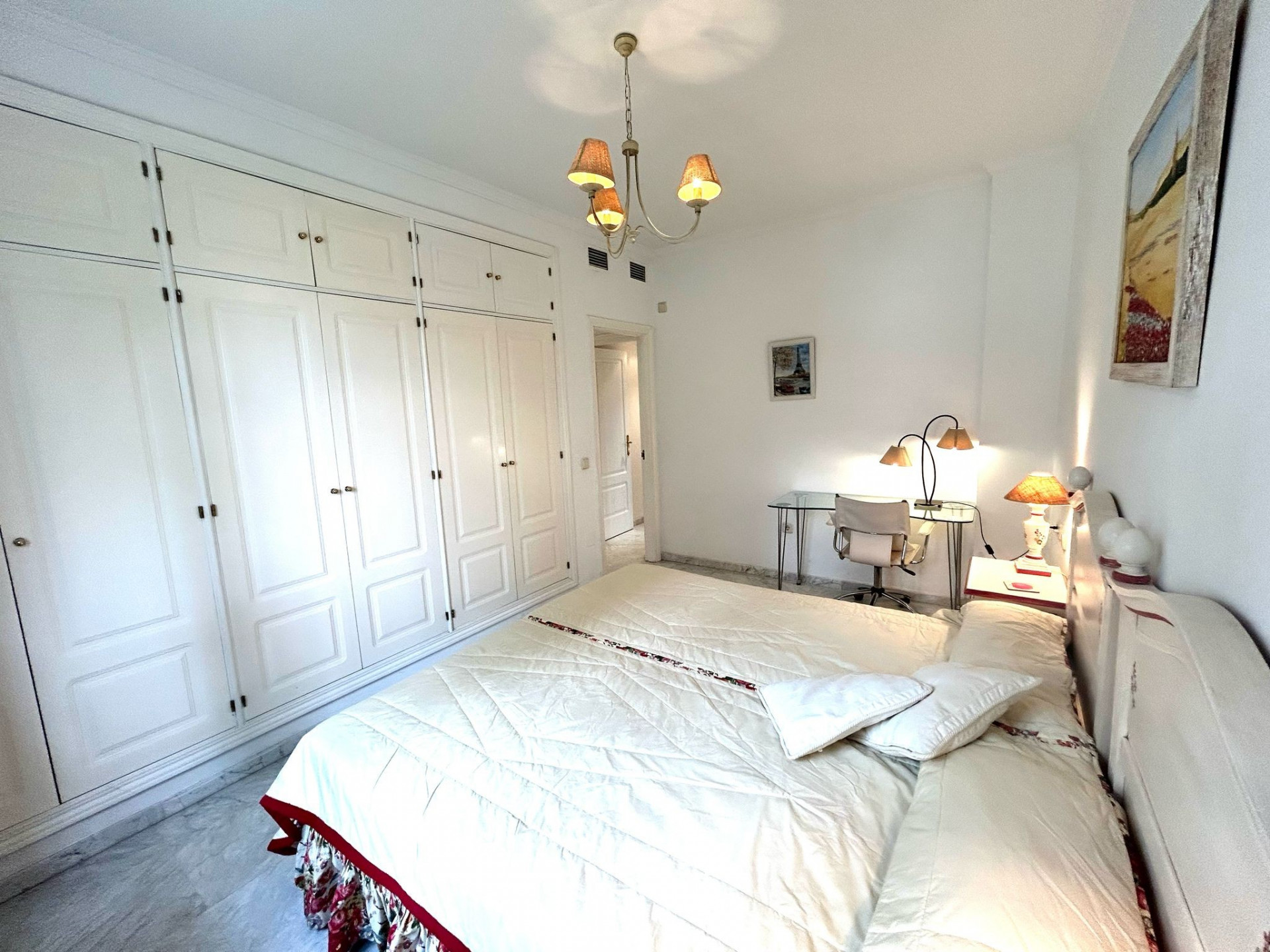 Wohnung zum Verkauf in Marbella Golden Mile, Costa del Sol