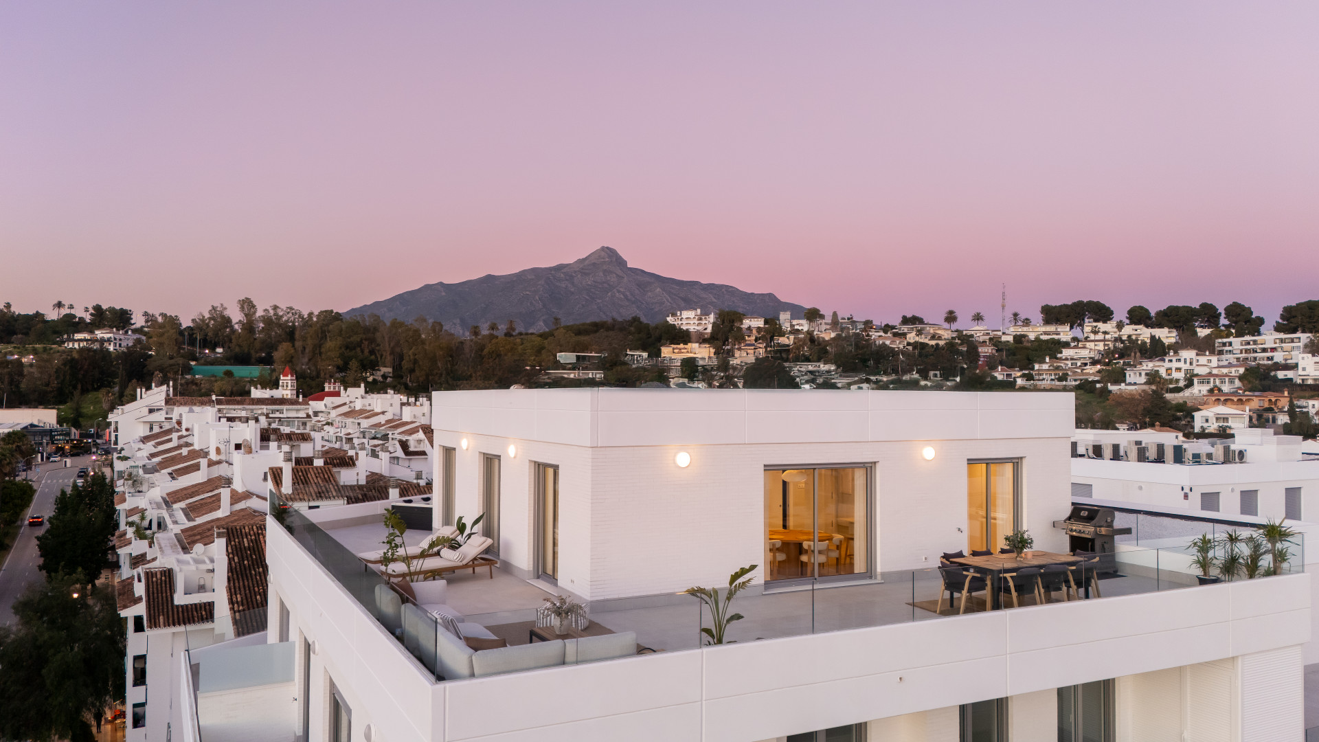 Exclusive True Penthouse in La Campana with 4 Bedrooms.