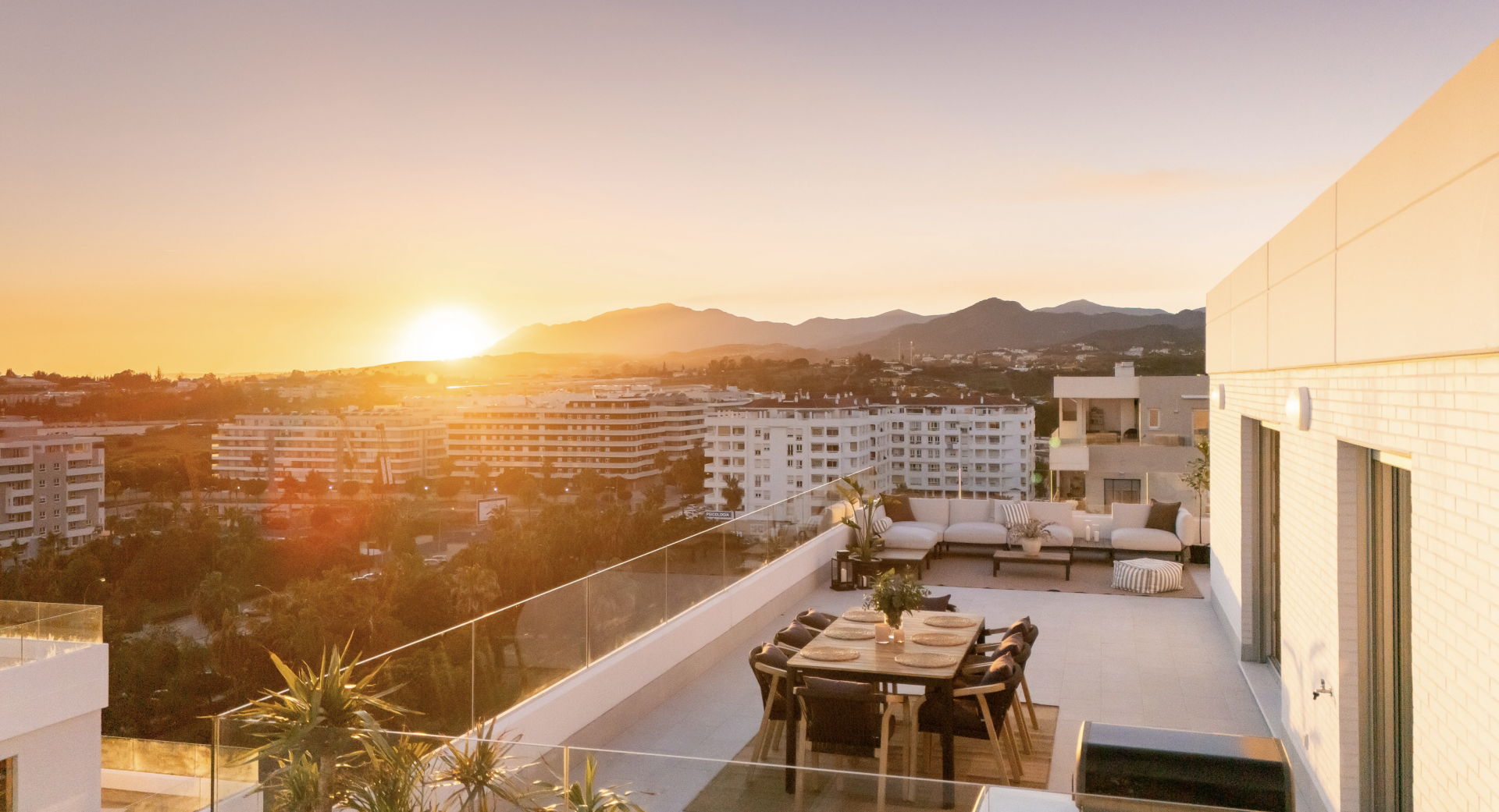 Exclusive True Penthouse in La Campana with 4 Bedrooms.