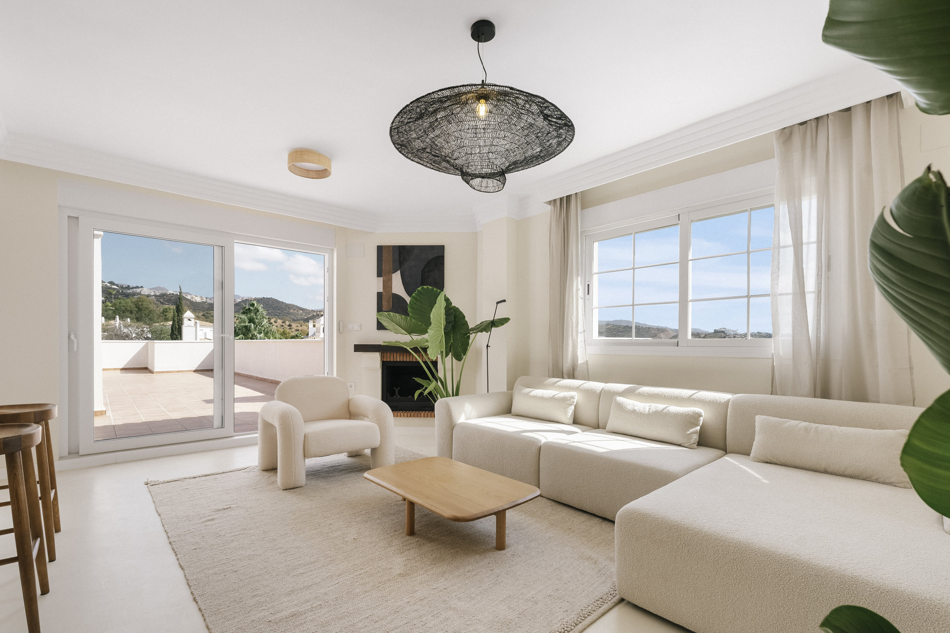 Ático dúplex totalmente renovado en Rio Real, Marbella Este