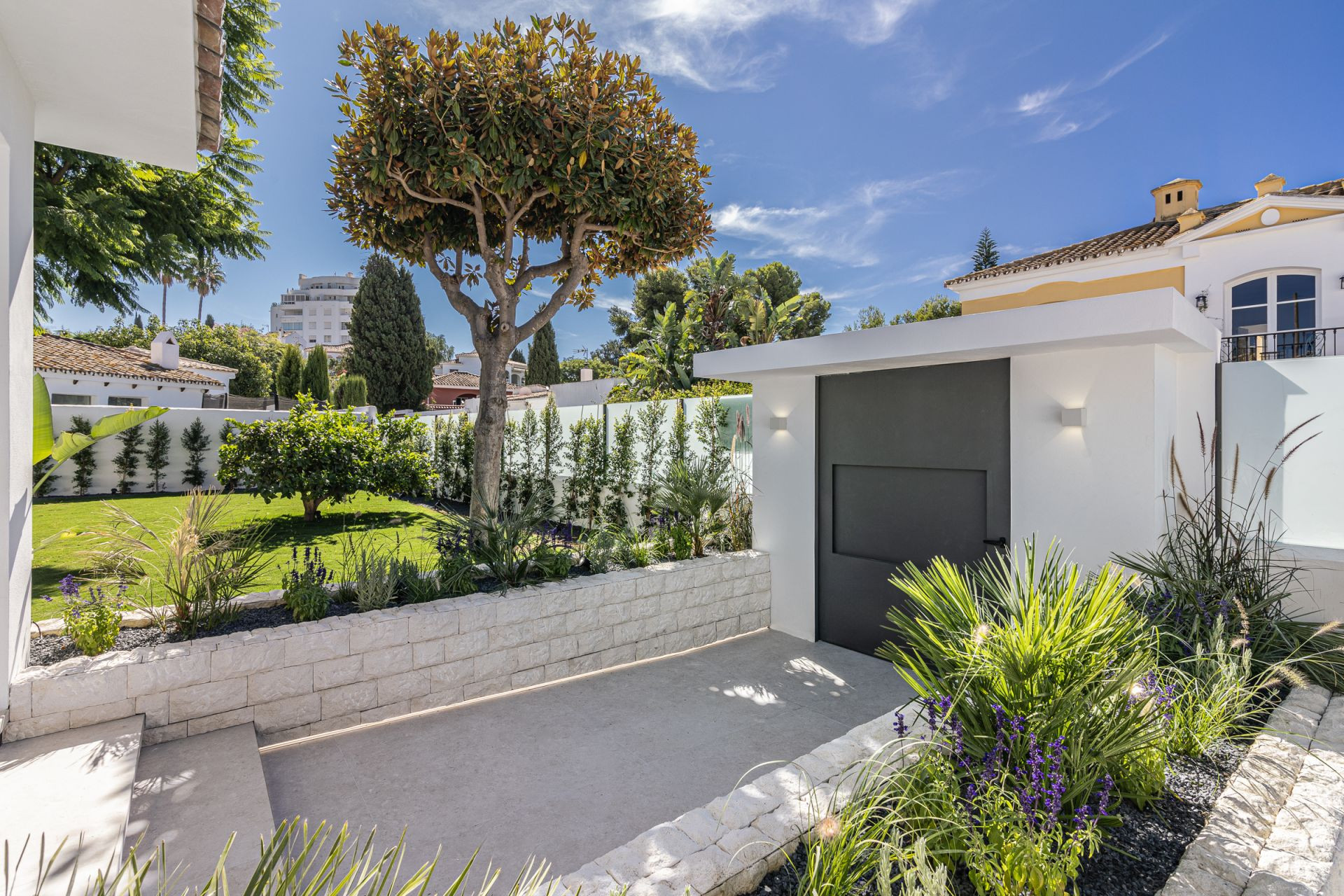 Villa for sale in San Pedro de Alcantara, Marbella, Costa del Sol