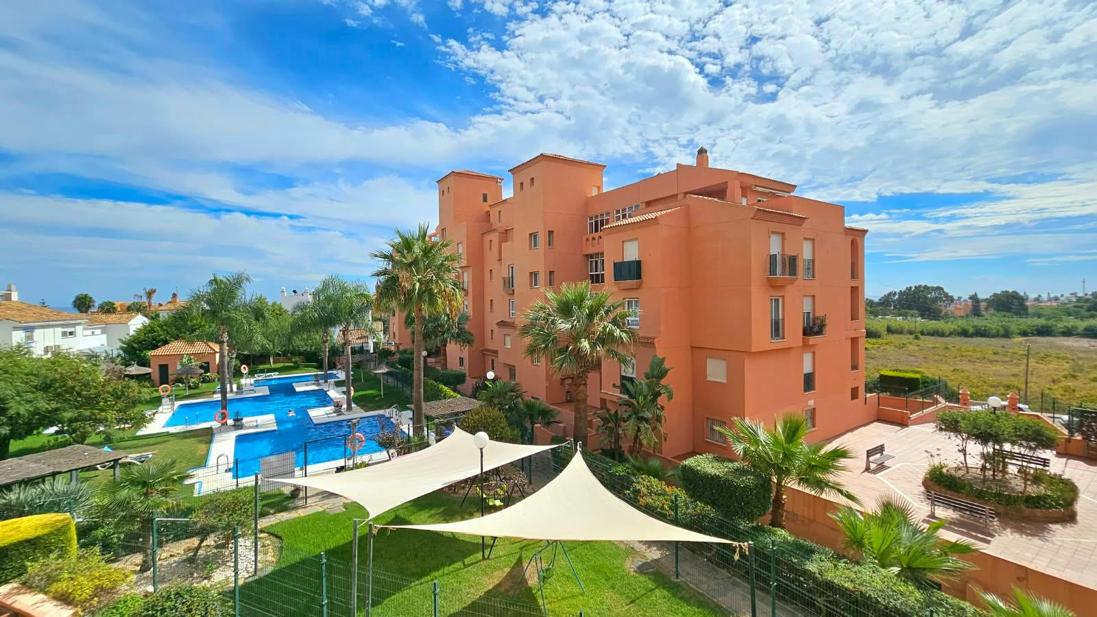 Apartment te Manilva afbeelding 1