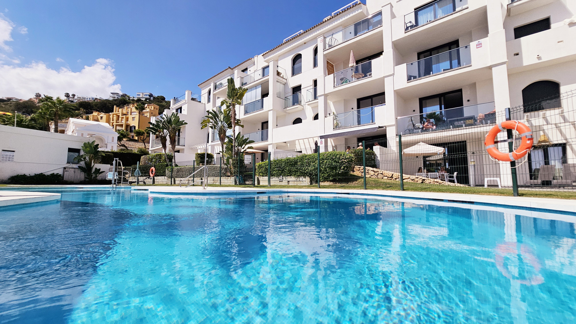 Schlüsselfertige 3-Zimmer-Wohnung mit fantastischem Meerblick in La Paloma, Manilva