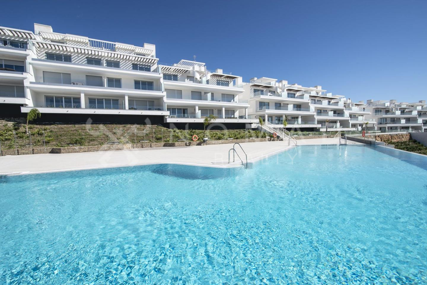 chalet en estepona · cancelada 389000€