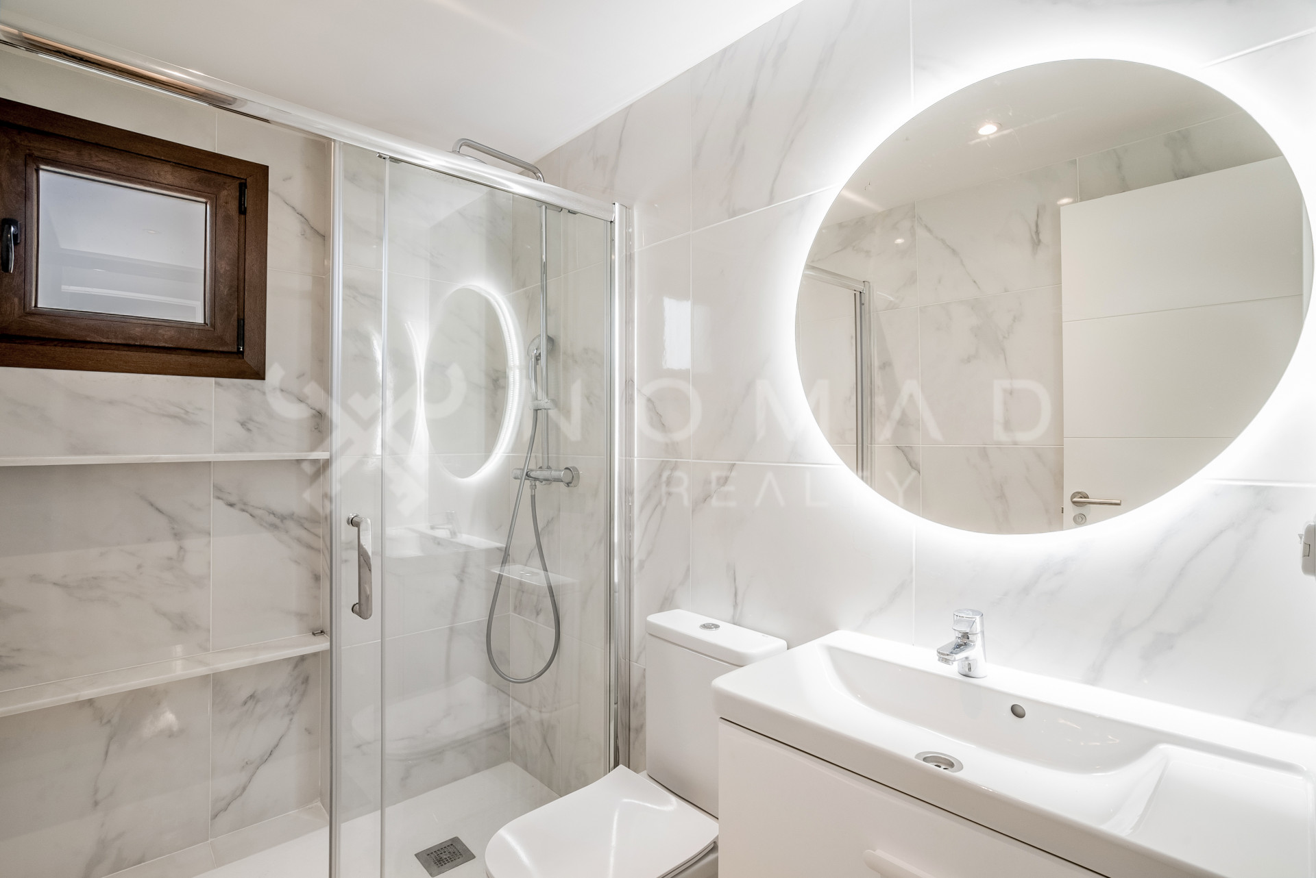 apartamentos en nueva-andalucia ·  299000€