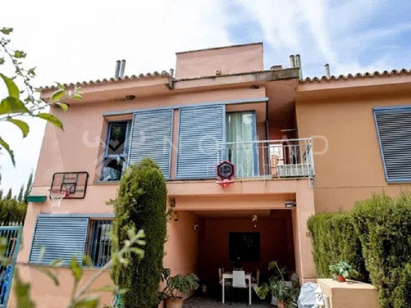 1 · Nueva Andalucia · Los Naranjos 917.400€€ 1 · Nueva Andalucia · Los Naranjos 917.400€€