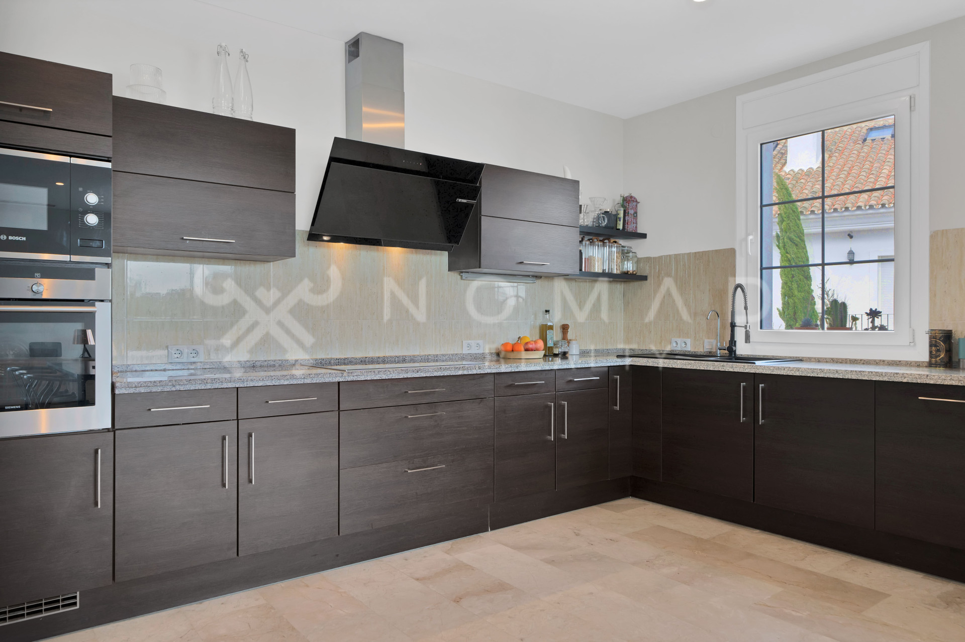 1 · Marbella East · La Mairena 1.099.000€€ 1 · Marbella East · La Mairena 1.099.000€€