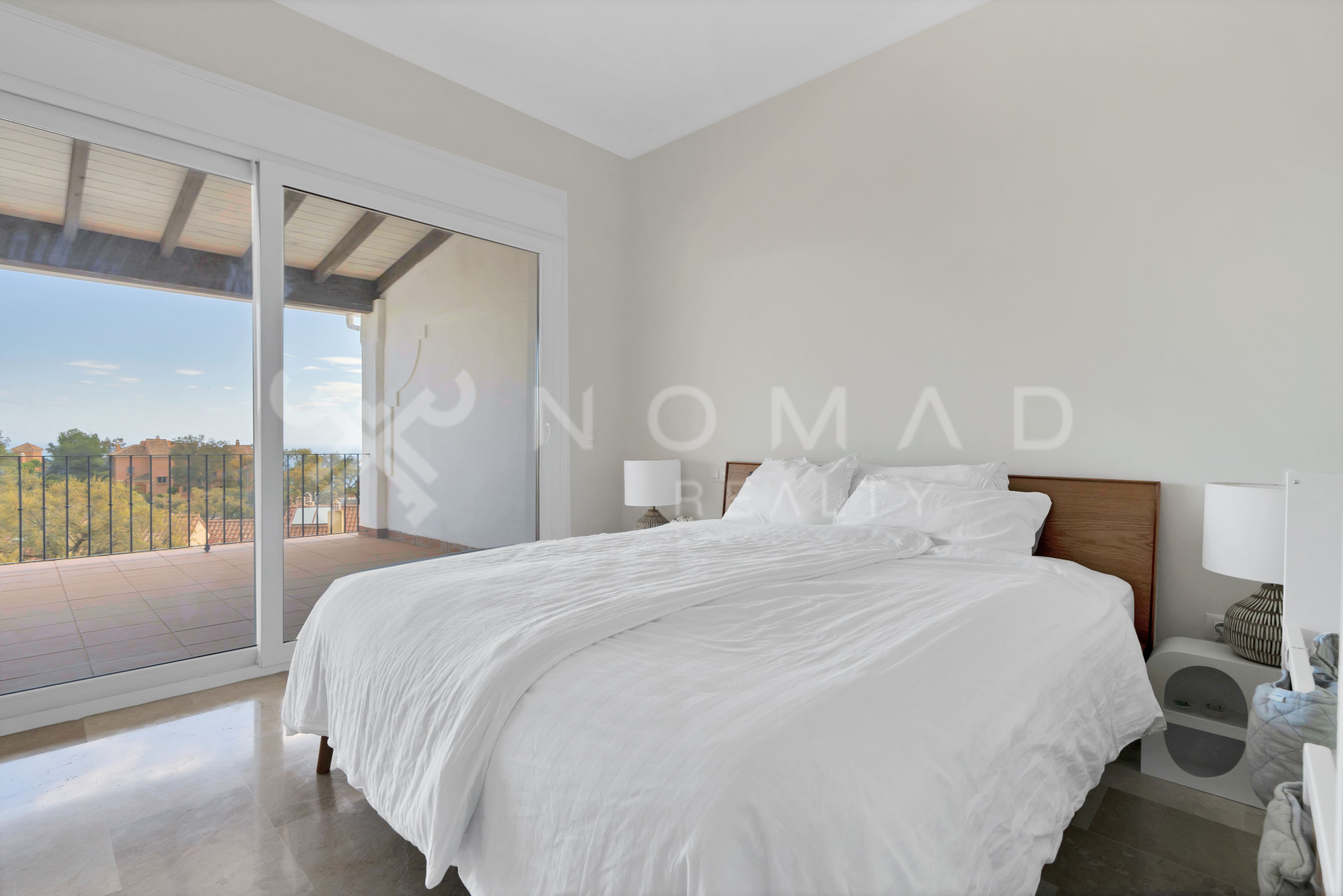 1 · Marbella East · La Mairena 1.099.000€€ 1 · Marbella East · La Mairena 1.099.000€€