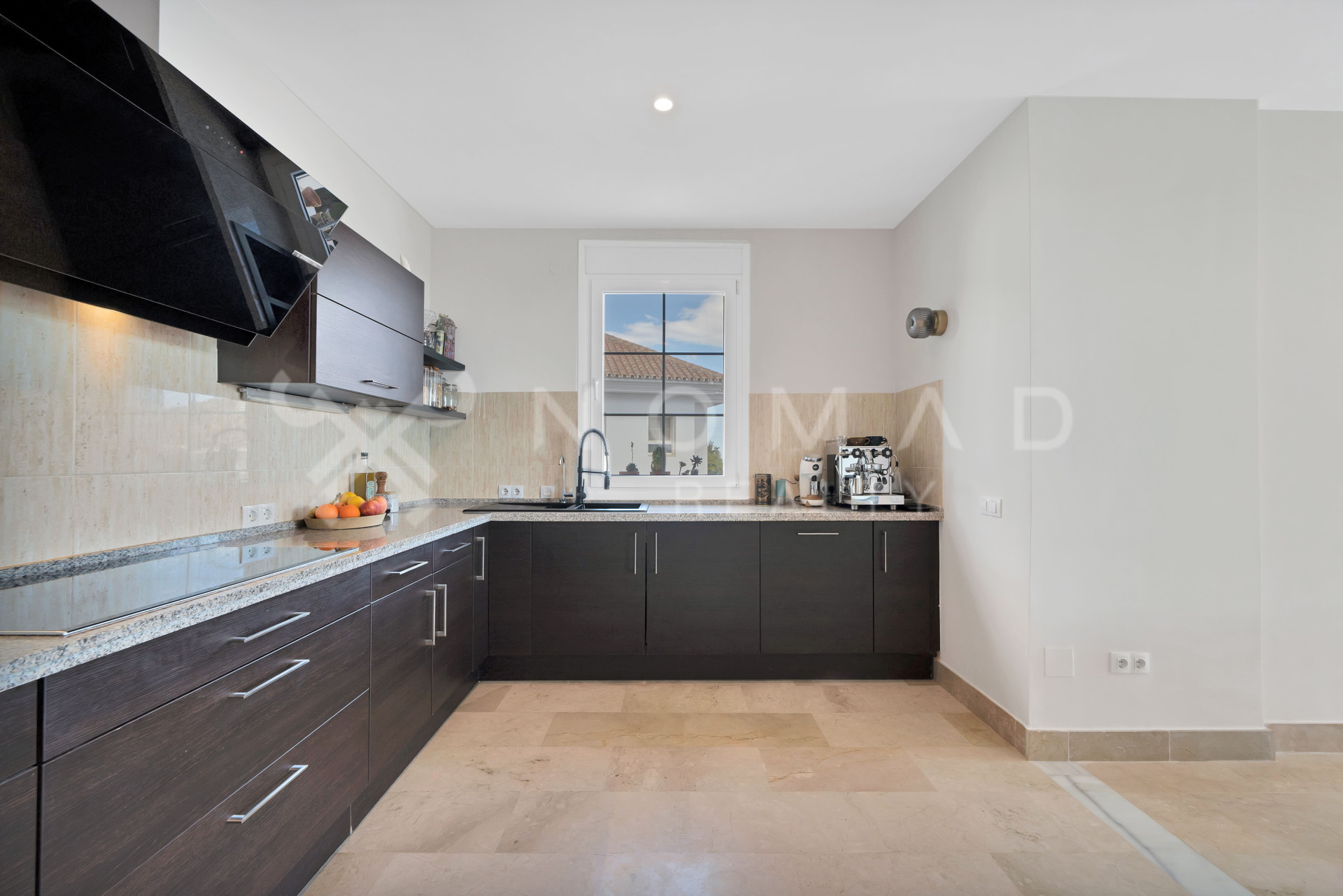 1 · Marbella East · La Mairena 1.099.000€€ 1 · Marbella East · La Mairena 1.099.000€€