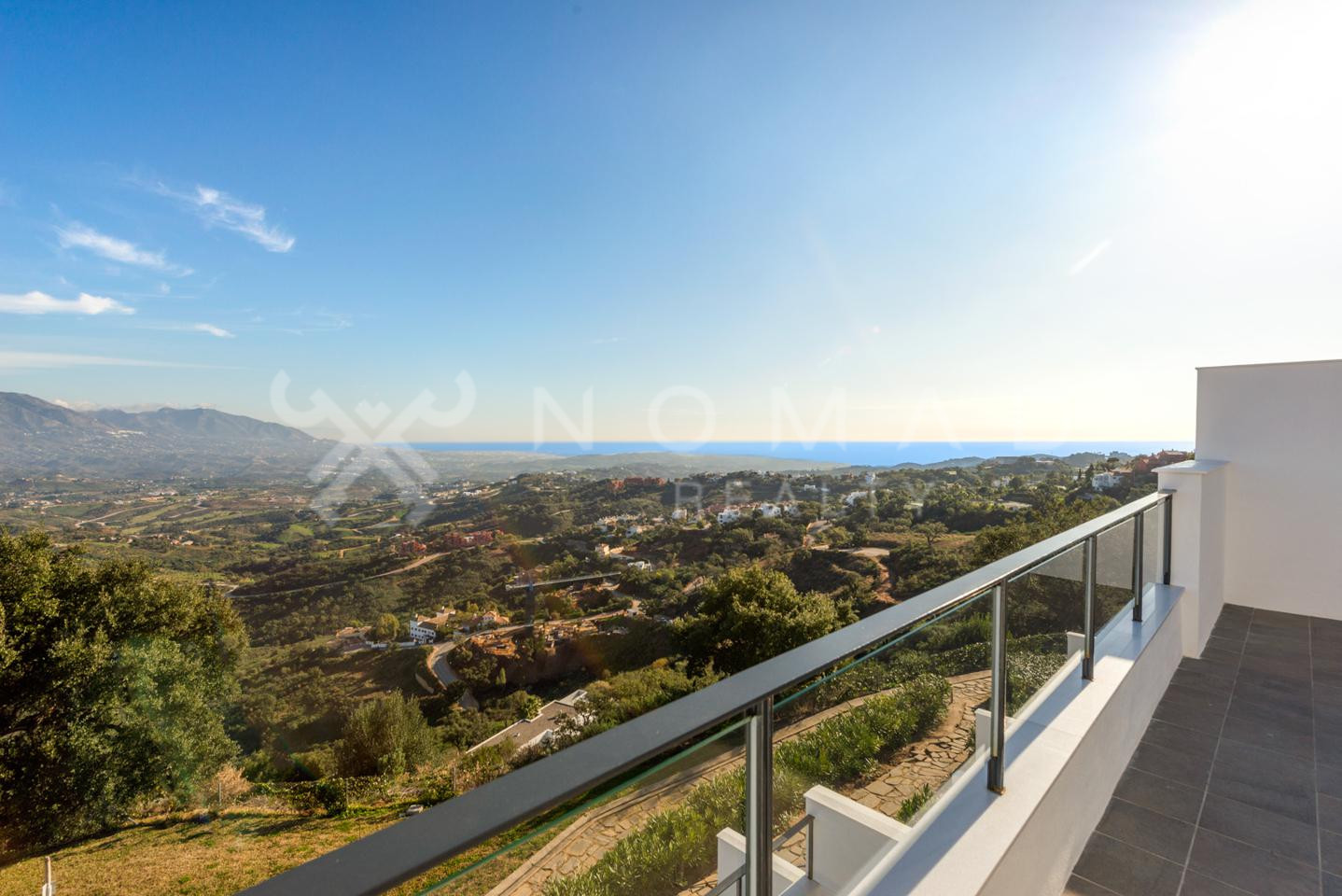 casas-adosadas en marbella-east · la-mairena 595000€