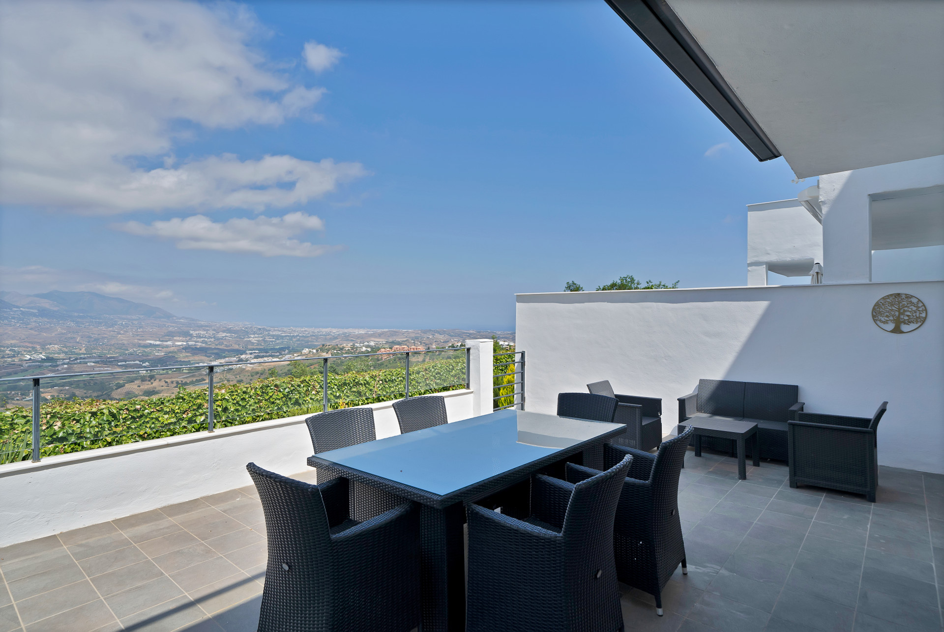 CASA ADOSADA DE ESQUINA TOTALLY RENOVADA IN 2020 WITH PANORÁMICA VIEWS TO THE SEA AND MONTAÑA — photo 6