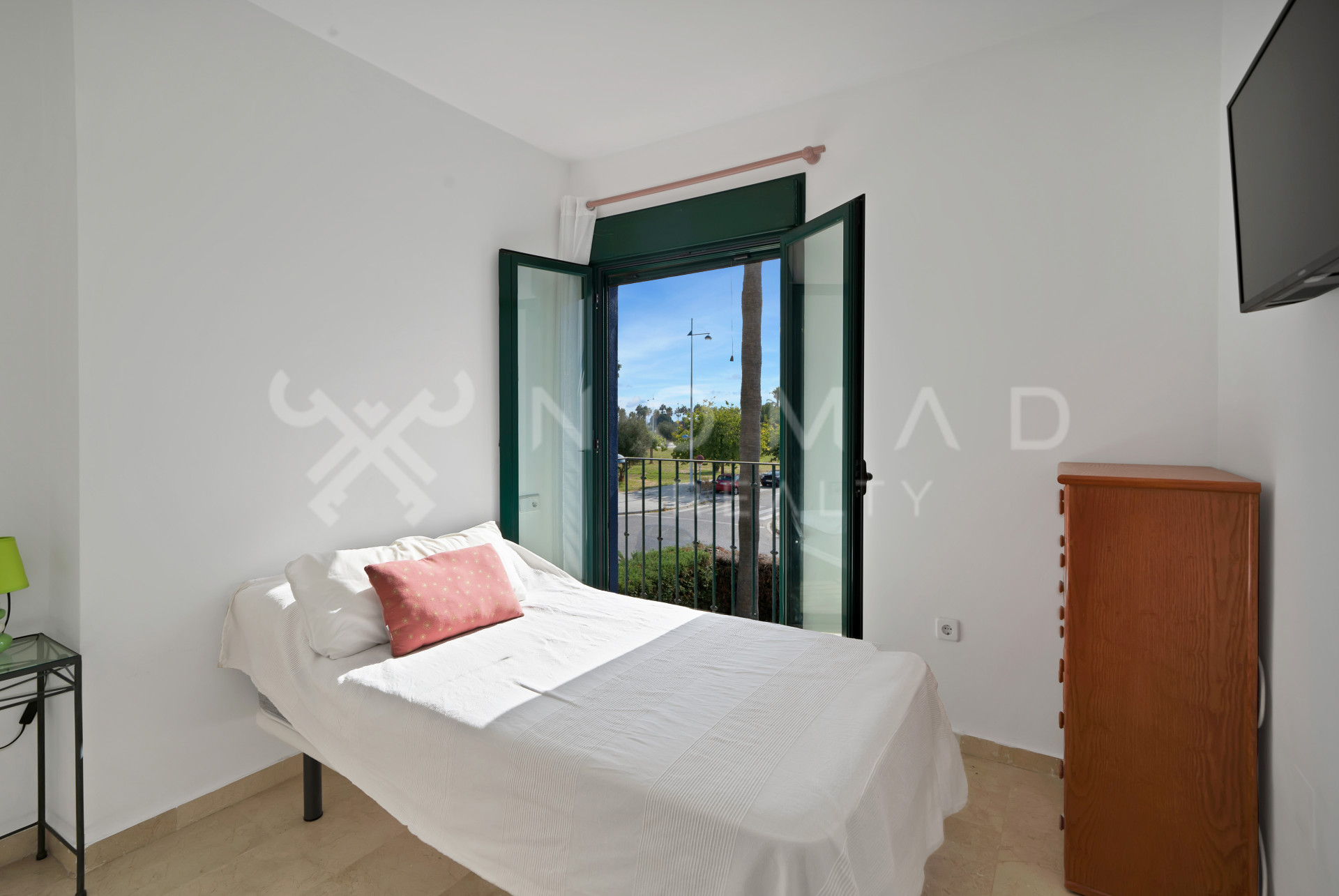 1 · San Pedro De Alcantara · Las Arenas 629.700€€ 1 · San Pedro De Alcantara · Las Arenas 629.700€€