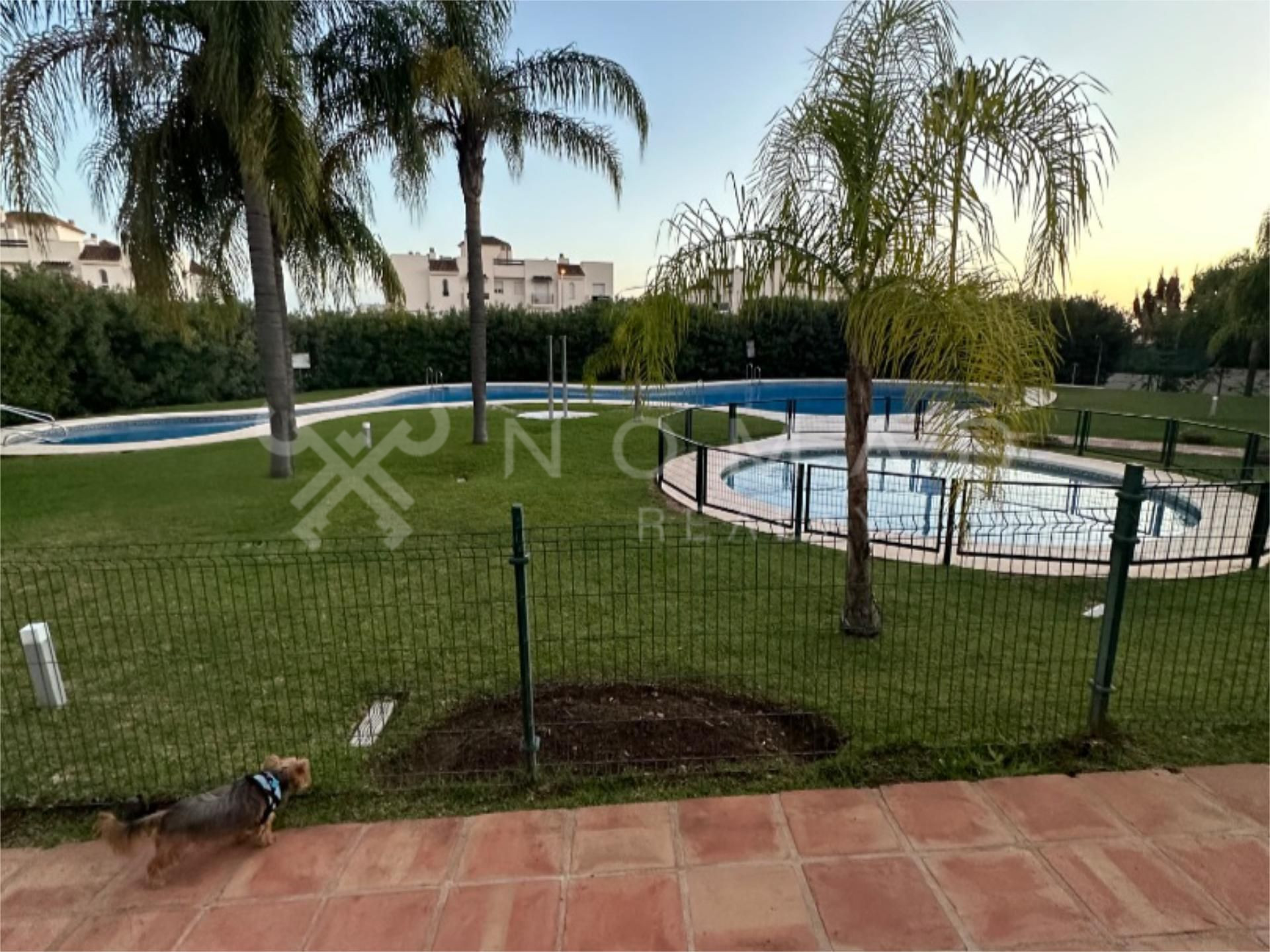 apartamento-en-planta-baja en nueva-andalucia · altos-del-rodeo 556800€