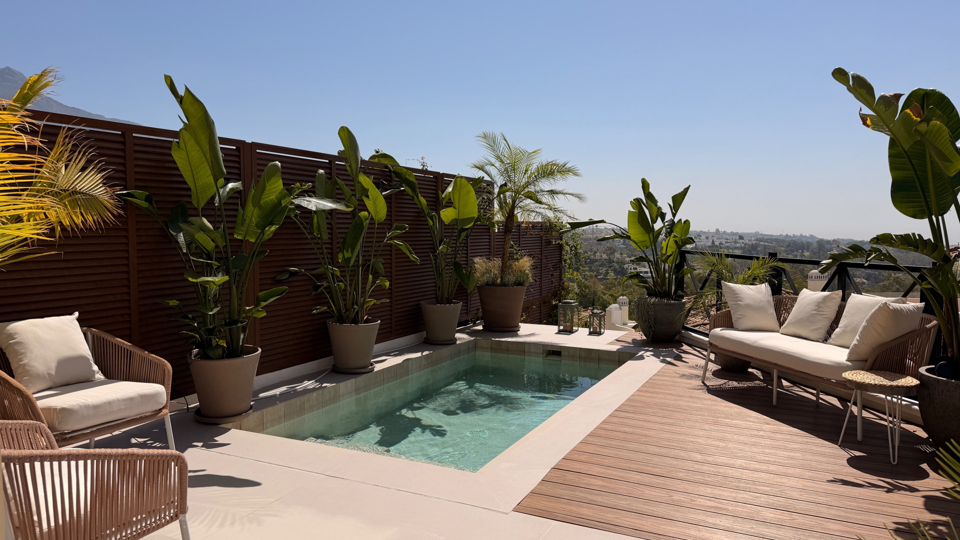 Image 5: Ground Floor Apartment For sale, Nueva Andalucía, €1,050,000 [687-00169P]