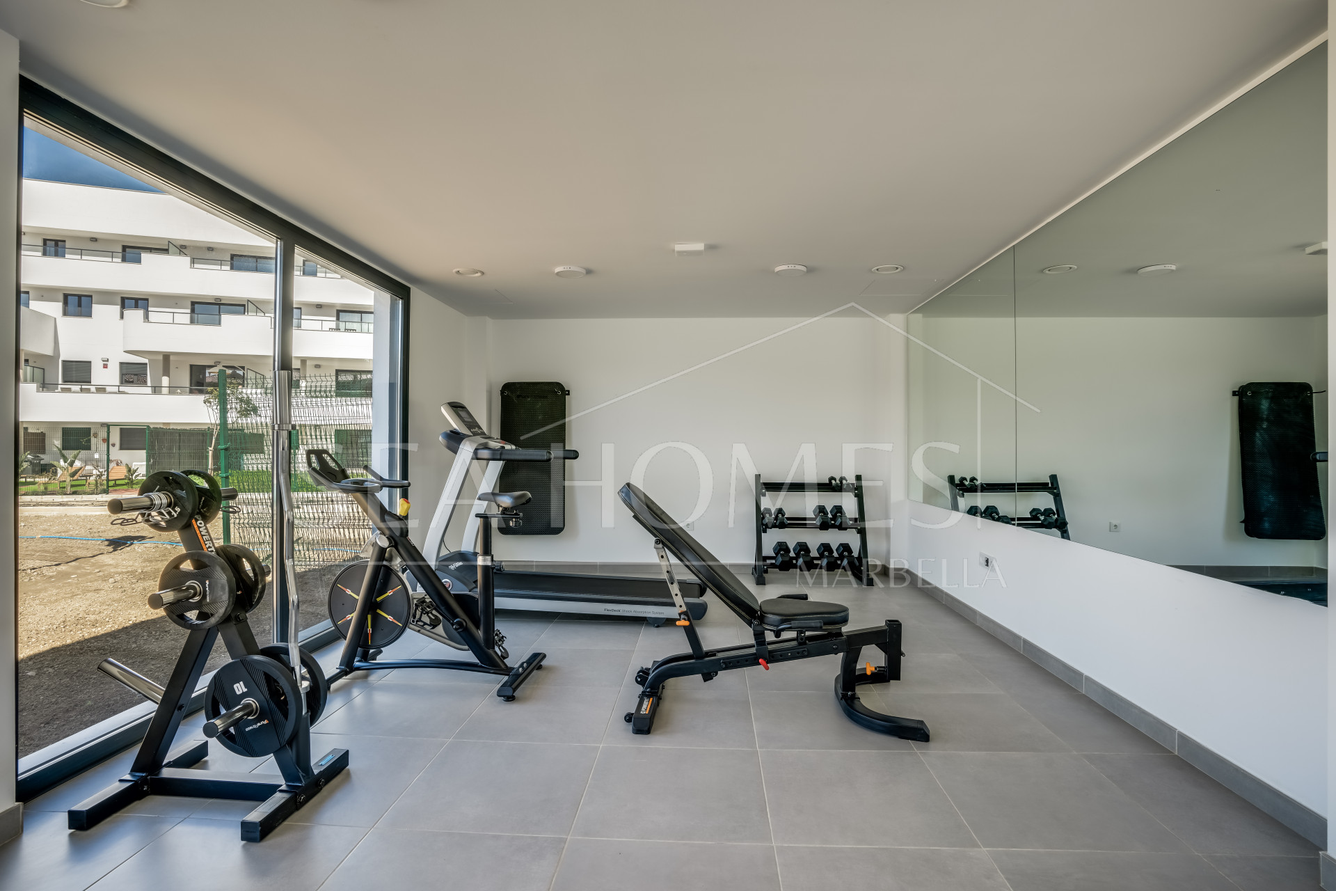 Luxury 1-Bedroom Penthouse with Stunning Sea Views in La Resina, Estepona