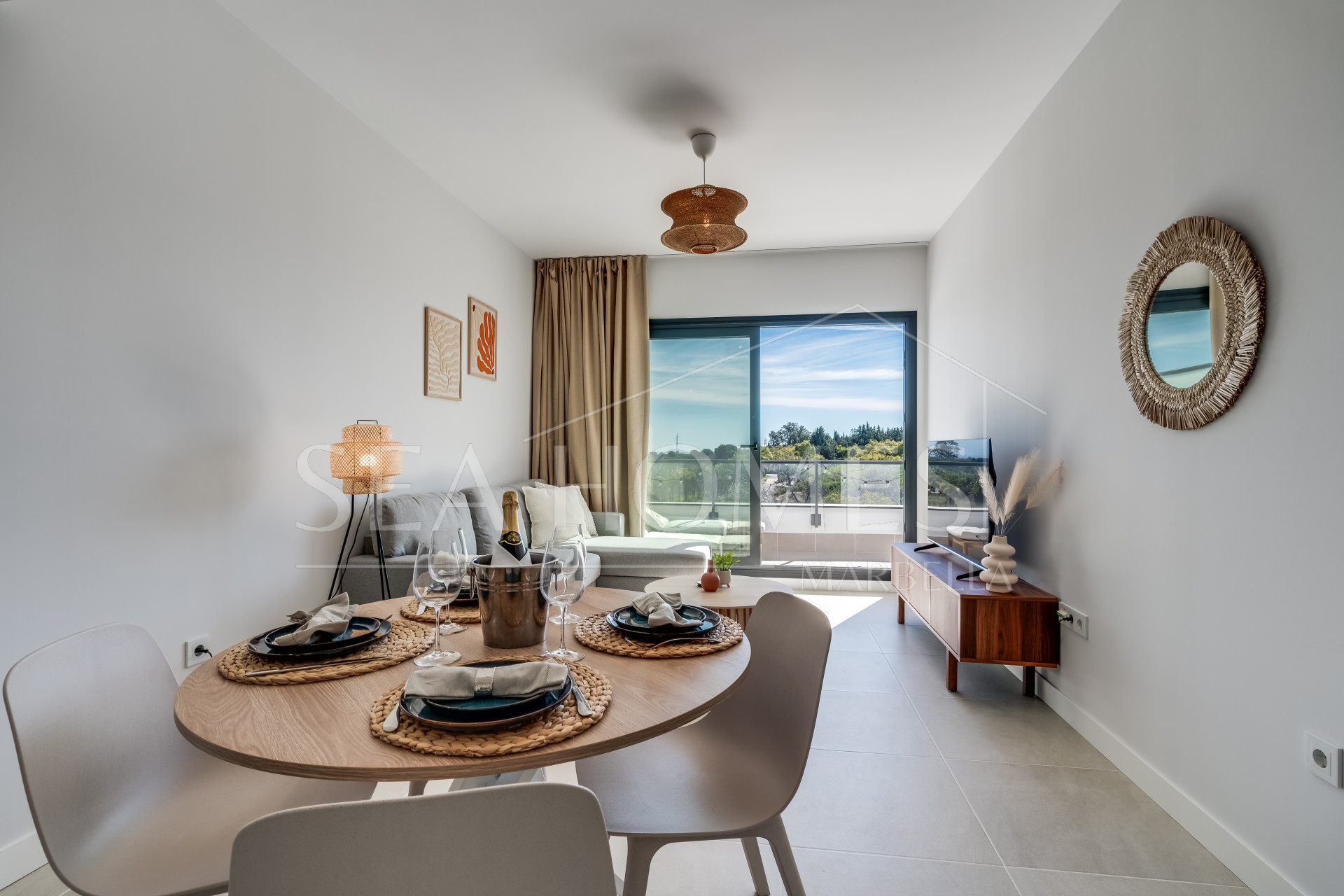 Luxury 1-Bedroom Penthouse with Stunning Sea Views in La Resina, Estepona