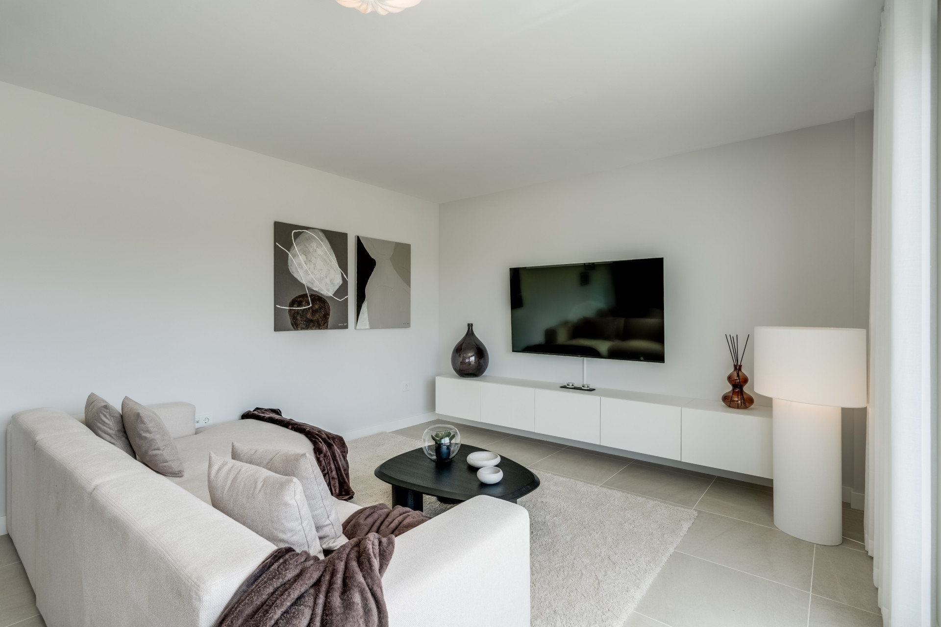 Modern 2-Bedroom Apartment in Aranya, Selwo – Estepona