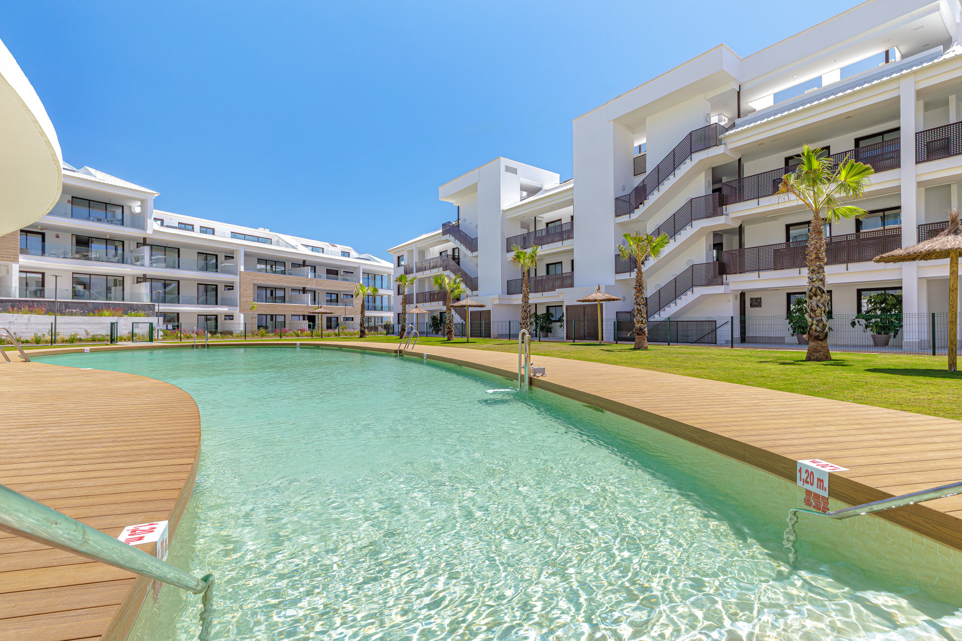 Image 23: Apartment For sale, Fuengirola, €595,000 [HFMs706944]
