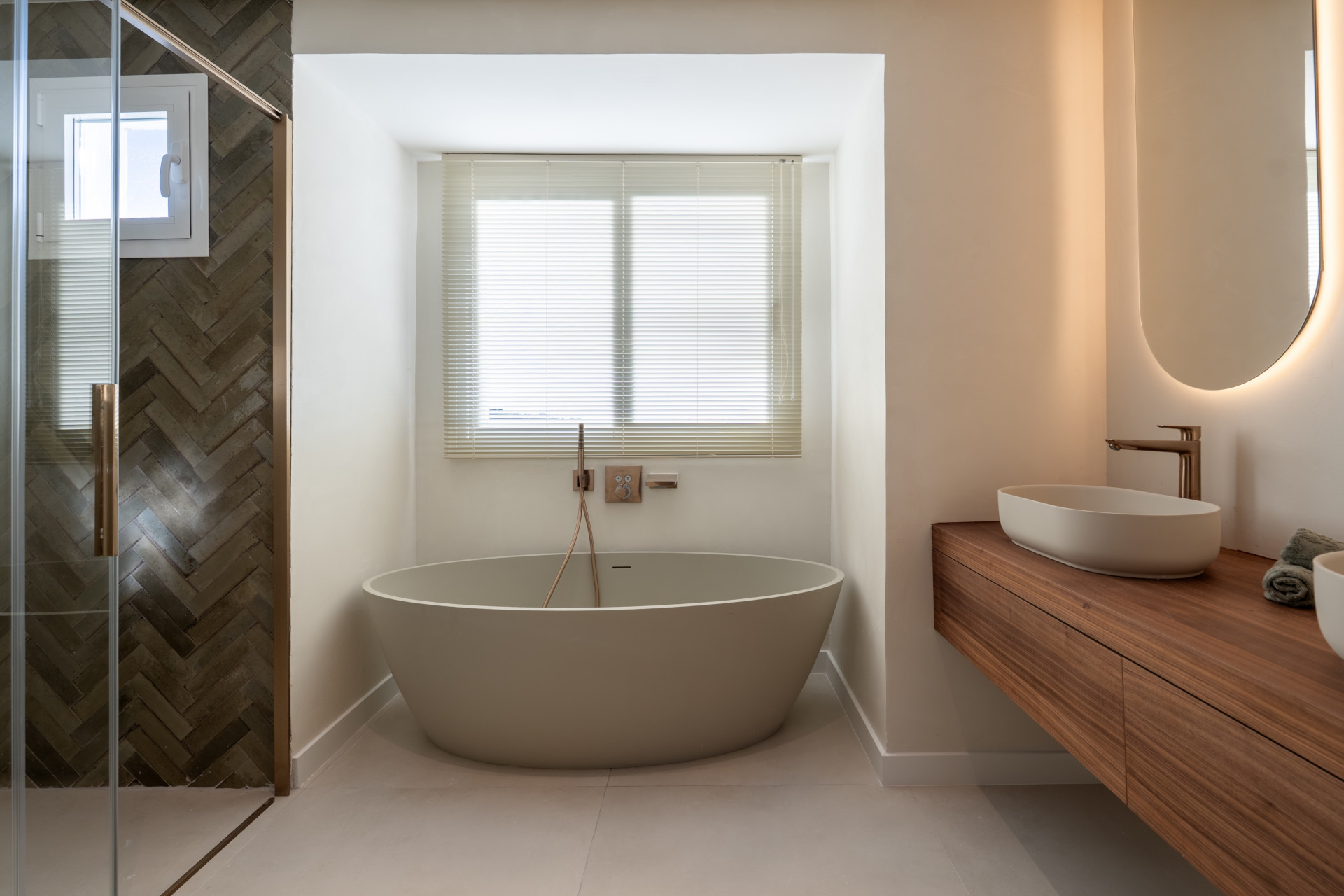 Stunning Duplex Penthouse with Panoramic Sea Views and private plunge pool in La Quinta