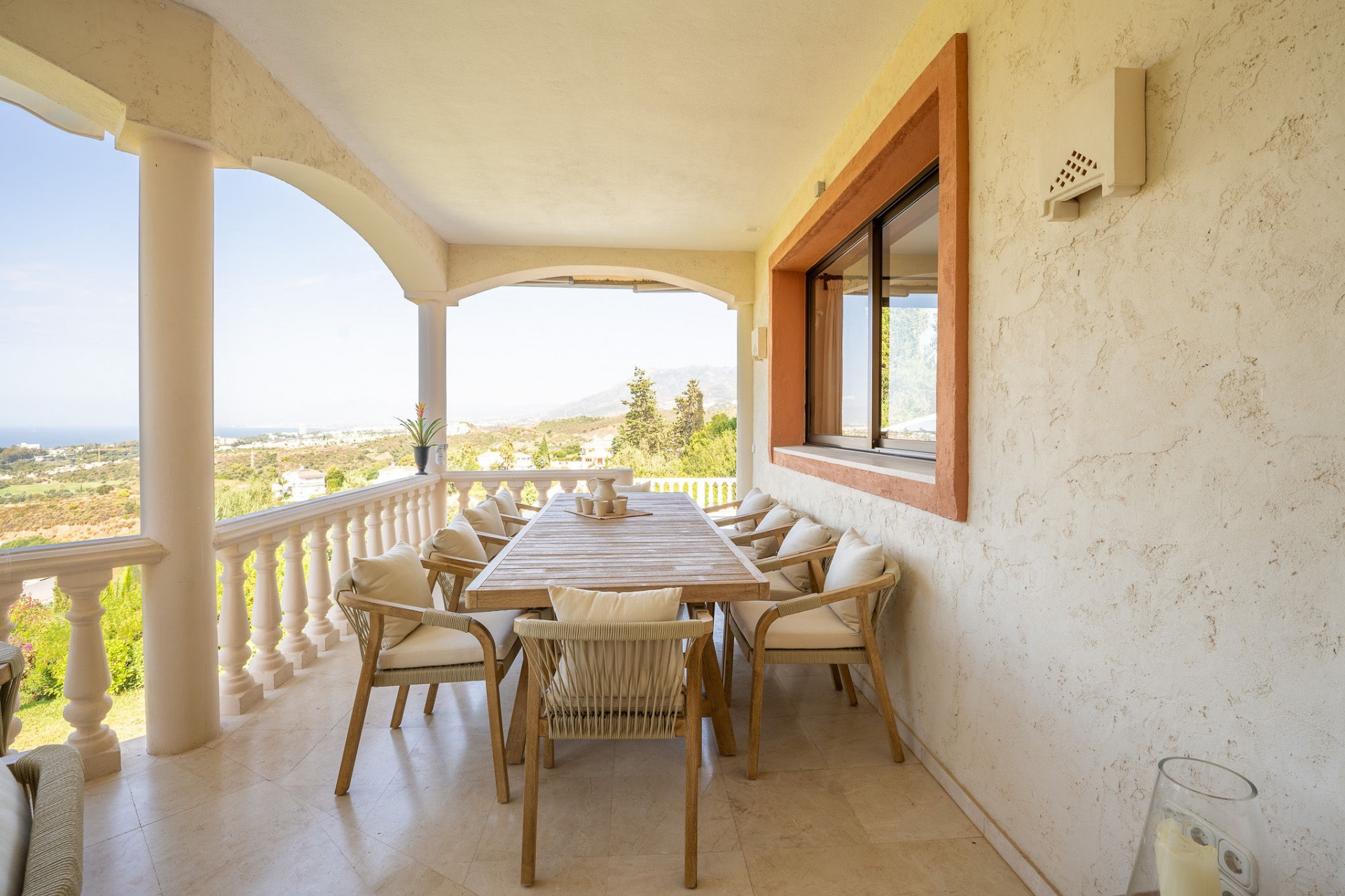 Luxury Villa with Panoramic Sea & La Concha Views in El Rosario, Marbella