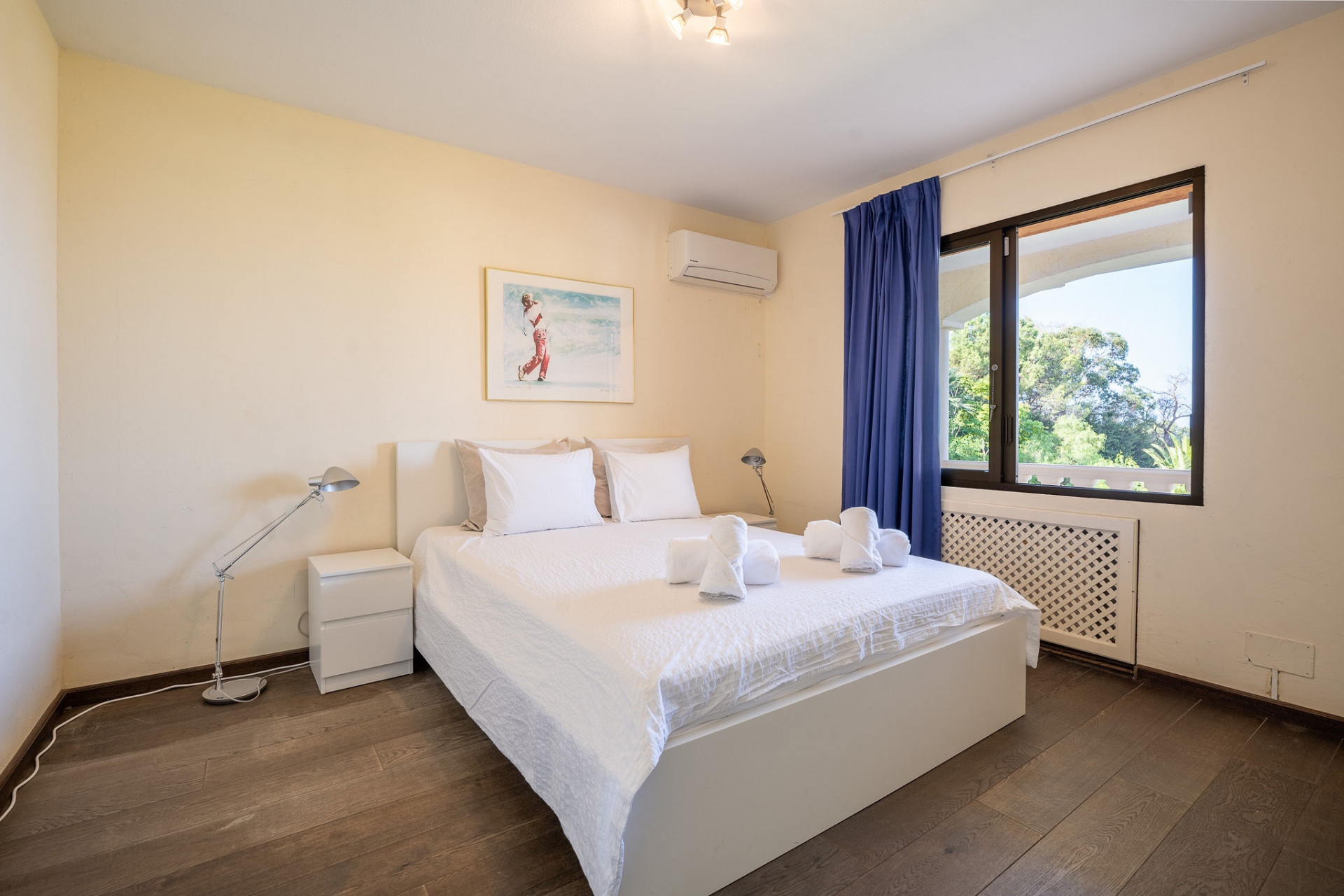 Luxury Villa with Panoramic Sea & La Concha Views in El Rosario, Marbella