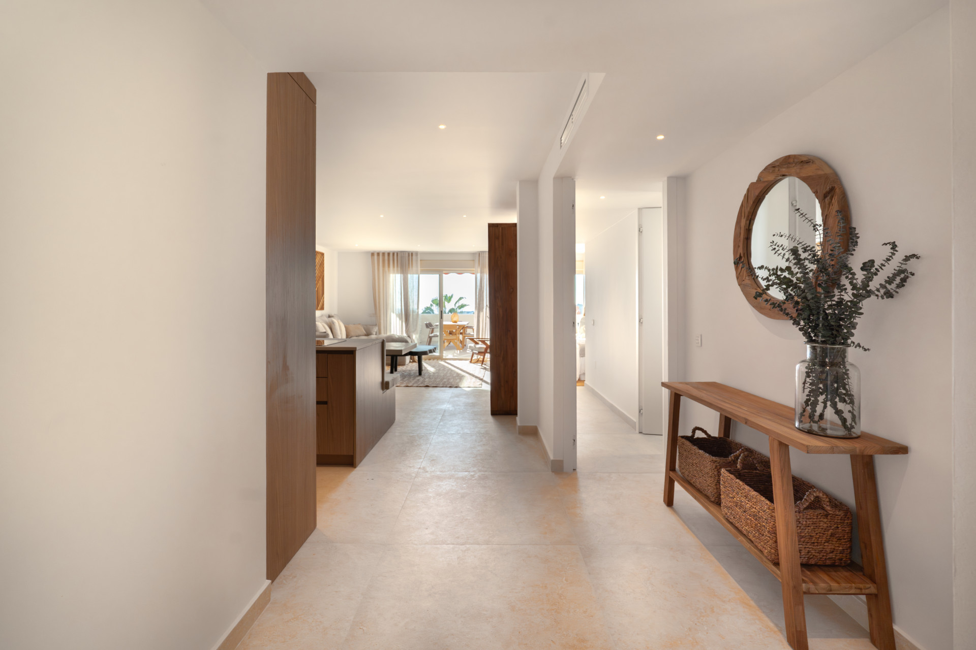 Image 45: apartamento For sale, Nueva Andalucía, €1,100,000 [687-00315P]