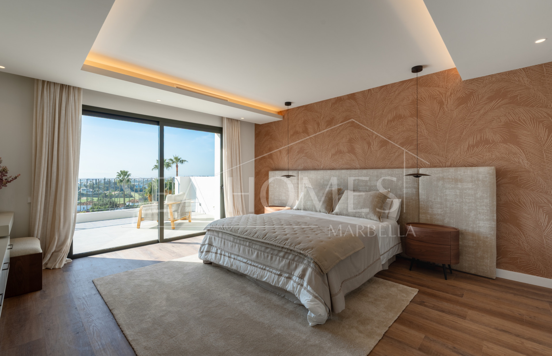 Luxury 5-Bedroom Villa with Panoramic Sea & Golf Views in Nueva Andalucia, Marbella