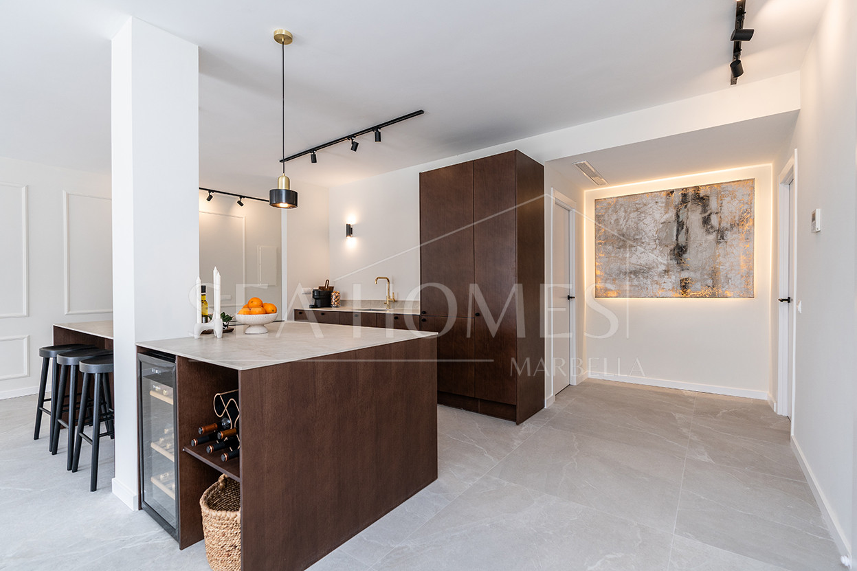 Fully refurbished spacious apartment with sea, golf and mountain views in La Quinta Golf