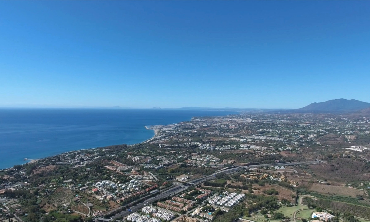 Asombrosa parcela en Rocio de Nagüeles, la Milla de Oro. Marbella