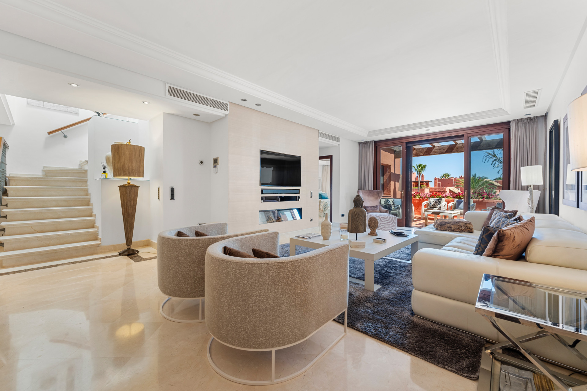 Modern and elegant duplex penthouse in prestigious frontline beach gated community