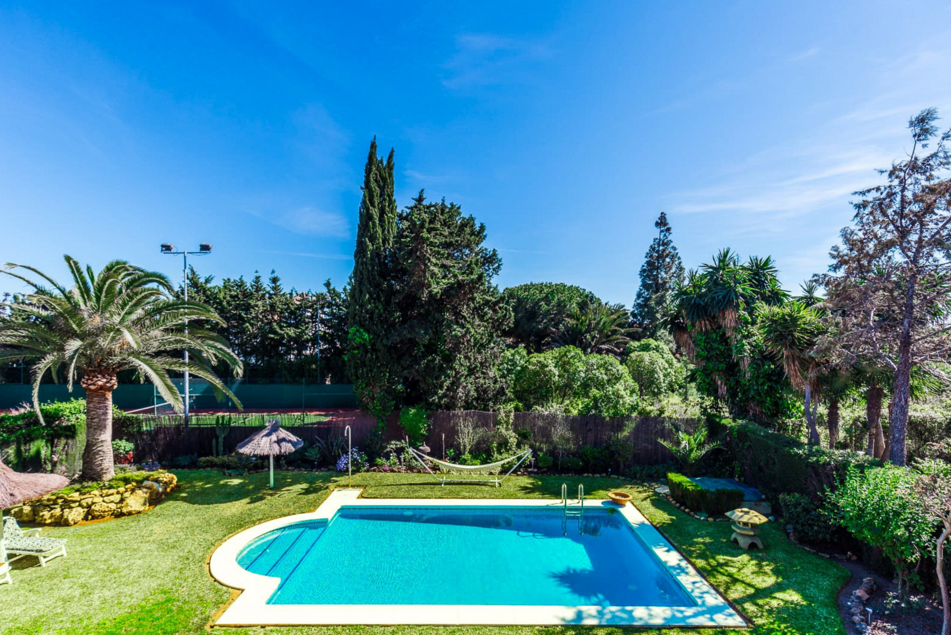 Superbly appointed 4 bedroom villa with stunning gardens is just minutes away from Estepona beaches