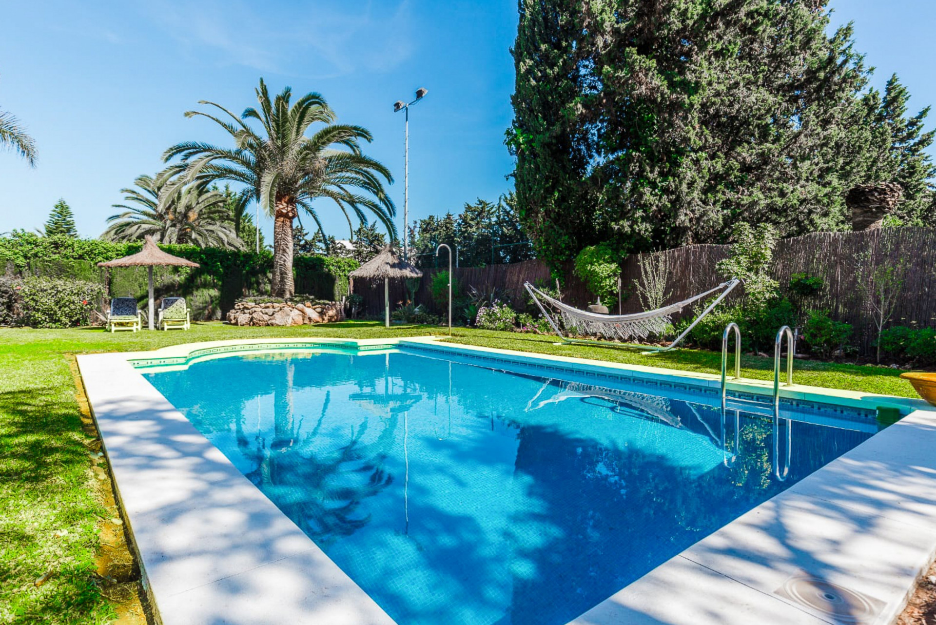 Superbly appointed 4 bedroom villa with stunning gardens is just minutes away from Estepona beaches