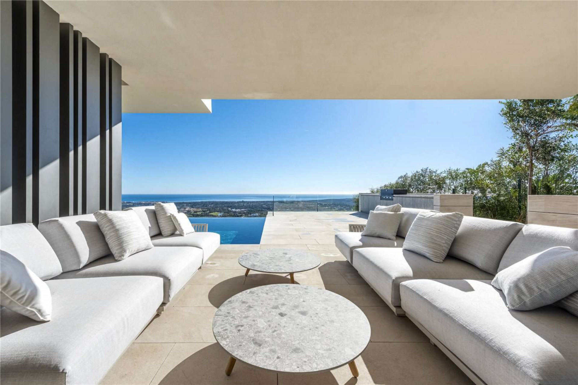 Ultra chic and modern residence flaunts 180º unparalleled views along southern Spanish coastline