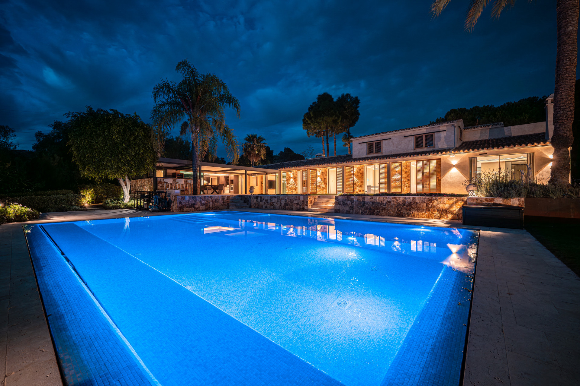 Stunning luxurious 'mini' mansion sits in heart of leafy urban oasis on the edge of Marbella.