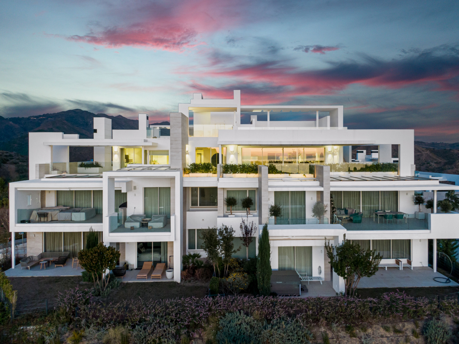 Simply stunning duplex penthouse situated overlooking the countryside and down to the Mediterranean.