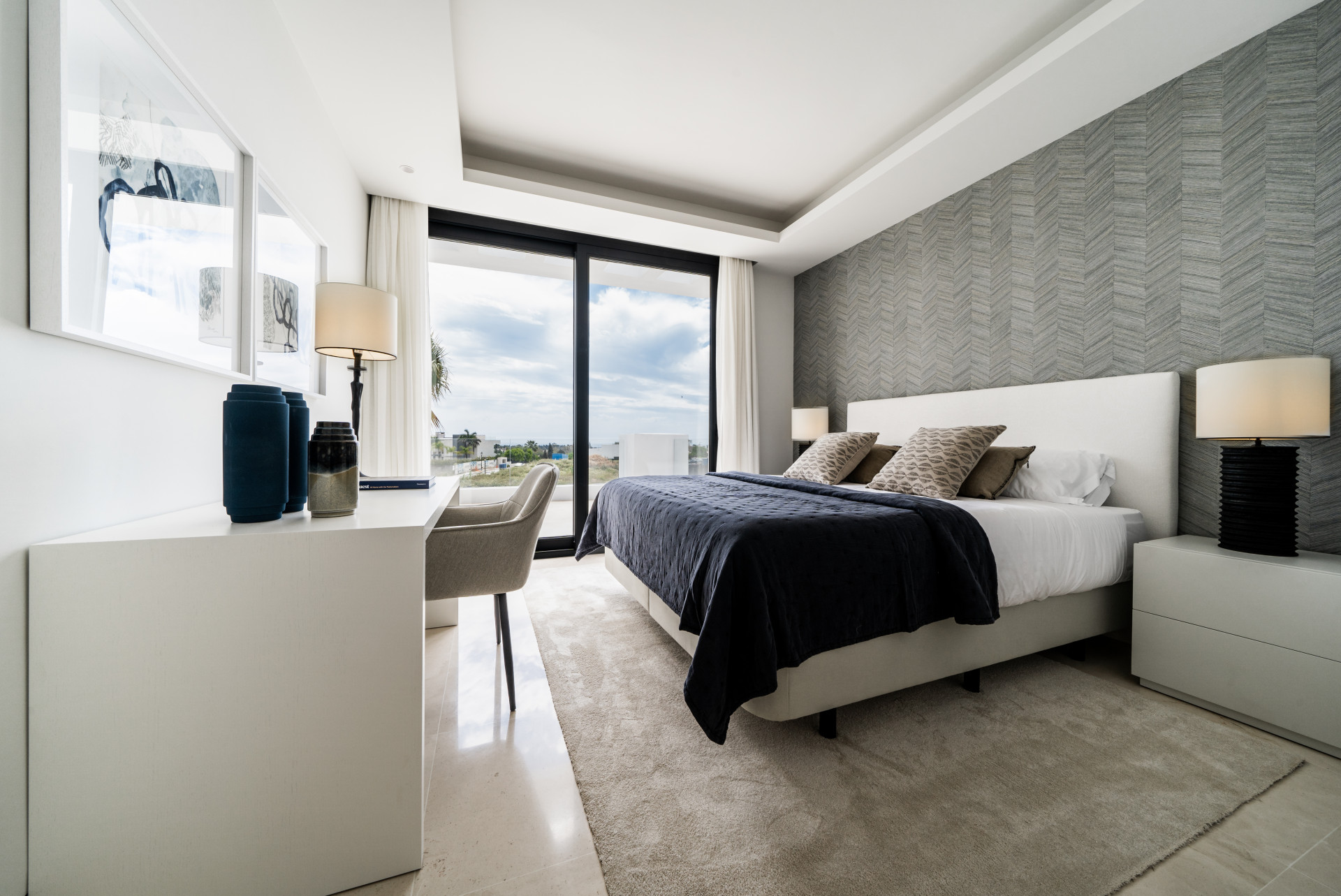 LUXURY RESIDENTIAL COMPLEX OF 5 MODERN-STYLE VILLAS ON THE GOLDEN MILE MARBELLA