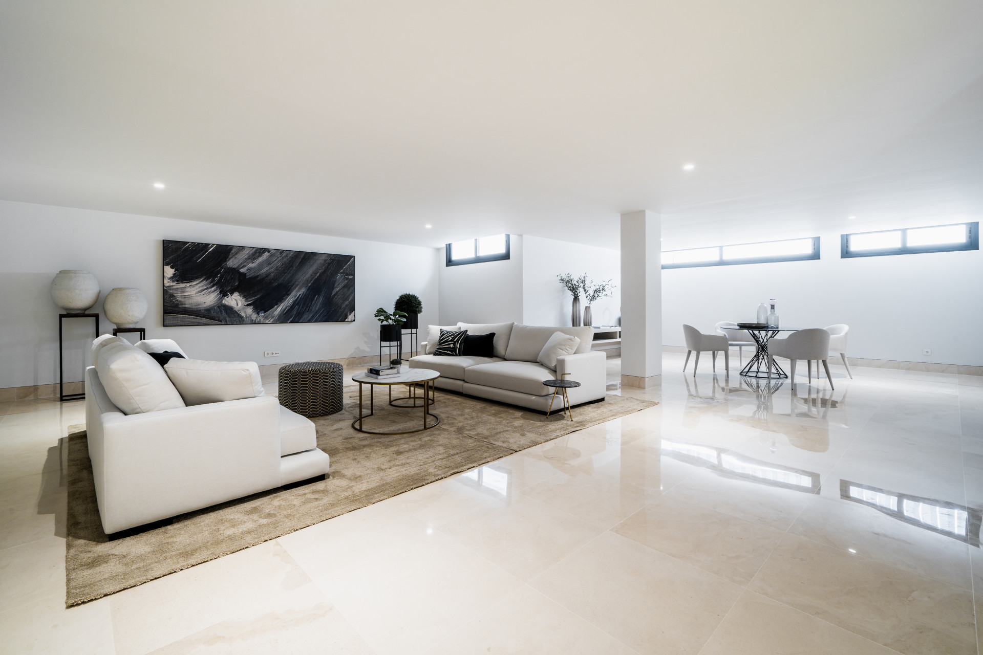LUXURY RESIDENTIAL COMPLEX OF 5 MODERN-STYLE VILLAS ON THE GOLDEN MILE MARBELLA