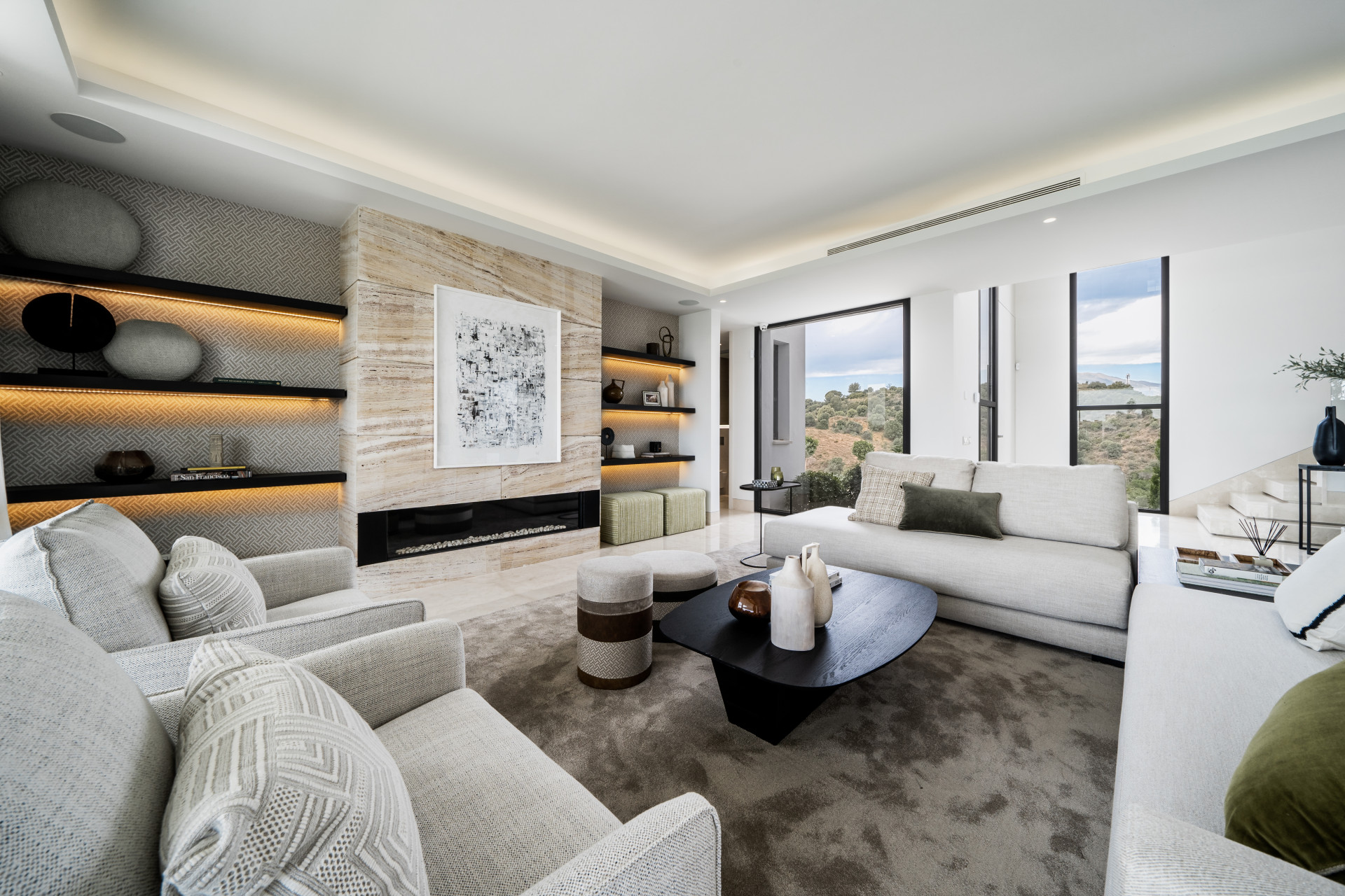 LUXURY RESIDENTIAL COMPLEX OF 5 MODERN-STYLE VILLAS ON THE GOLDEN MILE MARBELLA