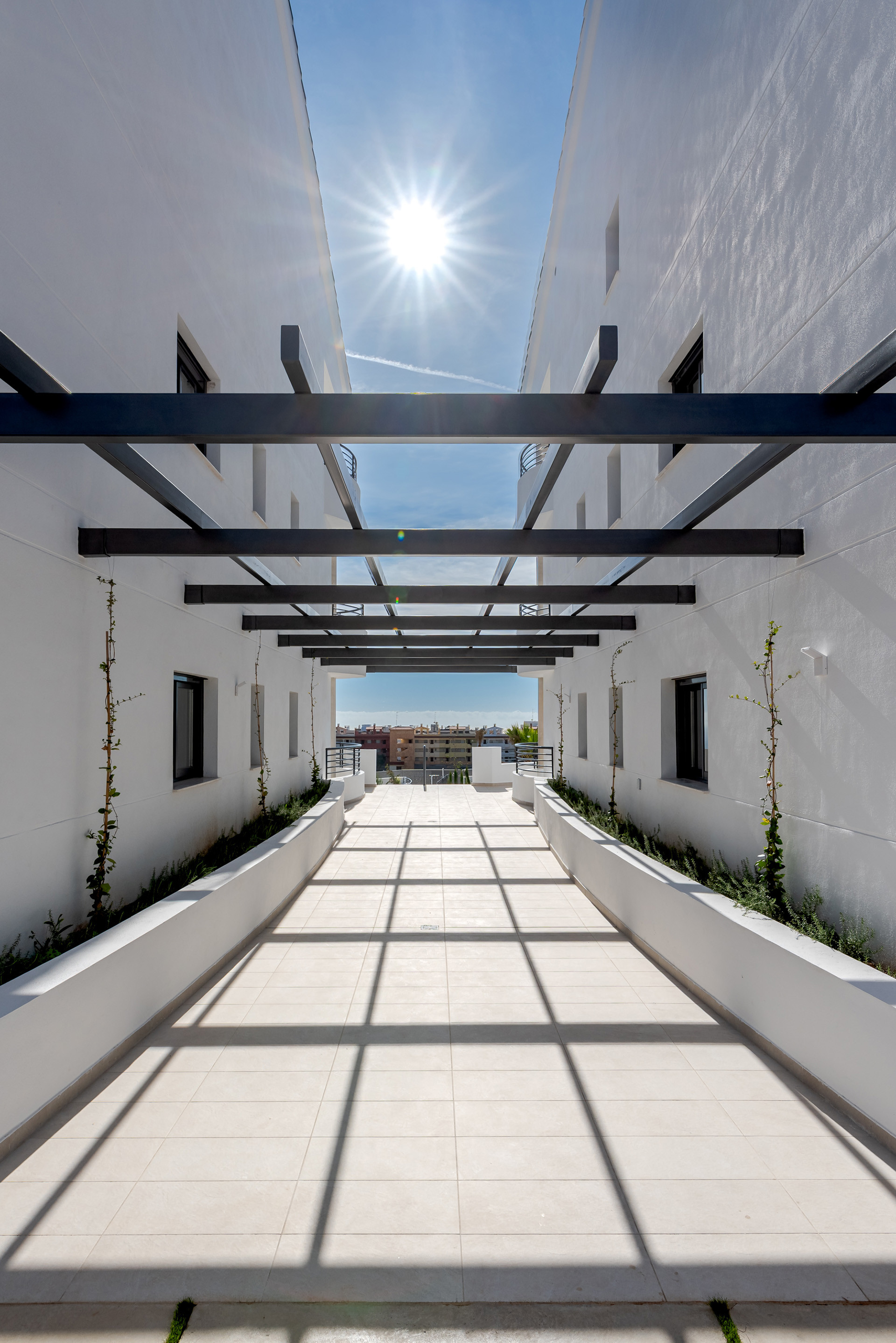 New-Build Apartments and Penthouses with Sea Views in Benalmádena