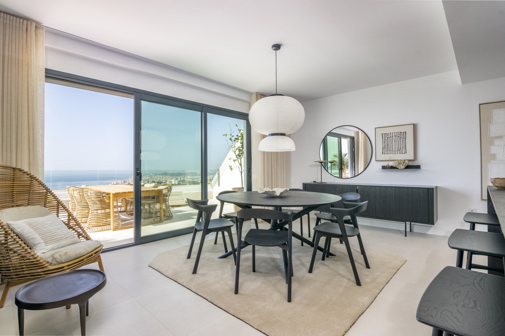 Move-In Ready Homes in One of El Higuerón’s Most Exclusive Settings