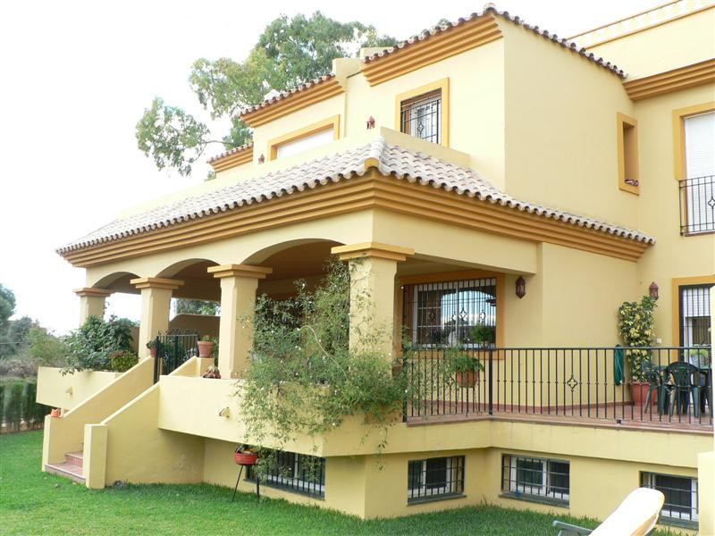  Casas, Adosado  en venta    en San Pedro de Alcantara